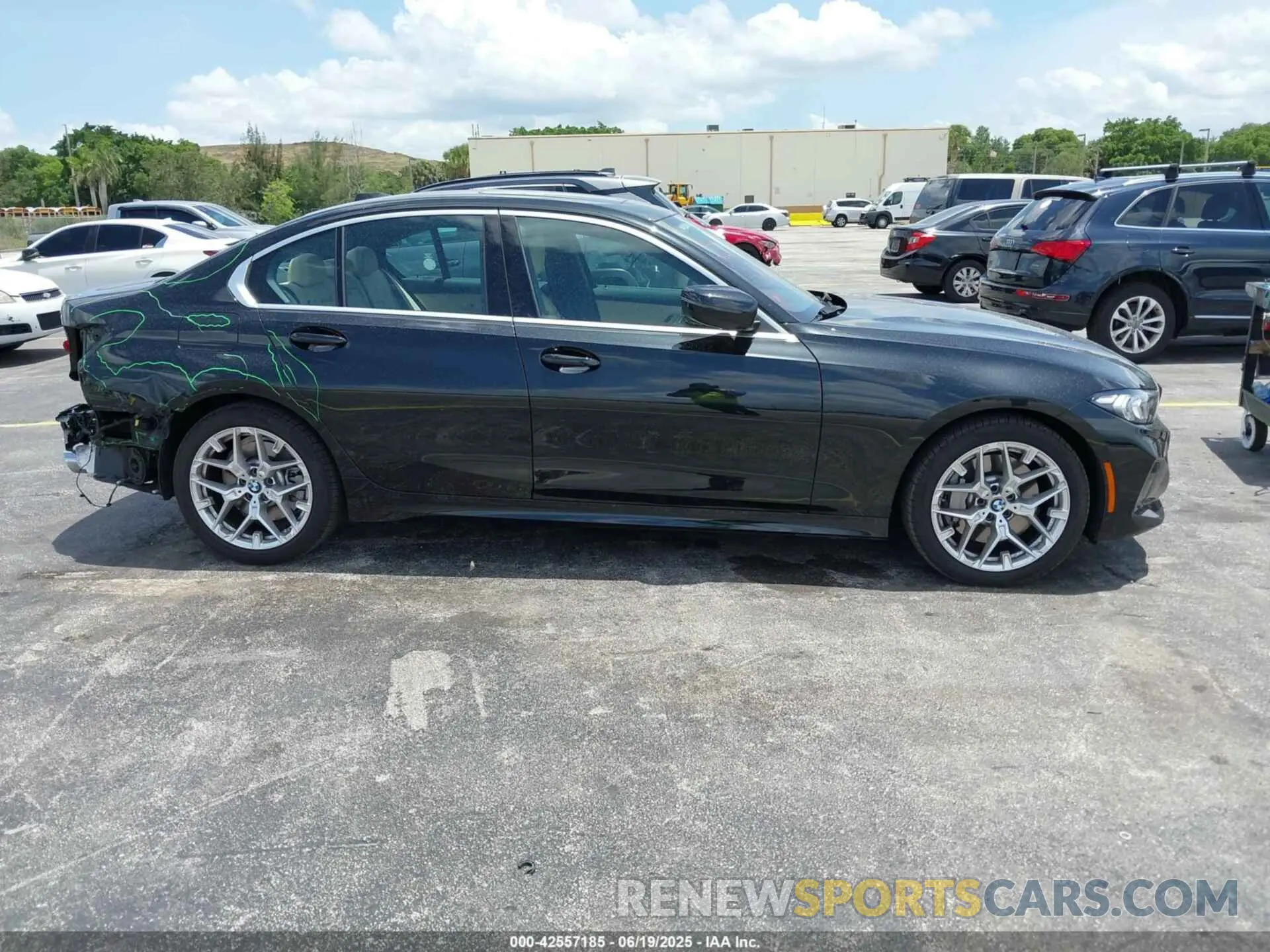 14 Photograph of a damaged car 3MW69CW00S8F33027 BMW 3 SERIES 2025