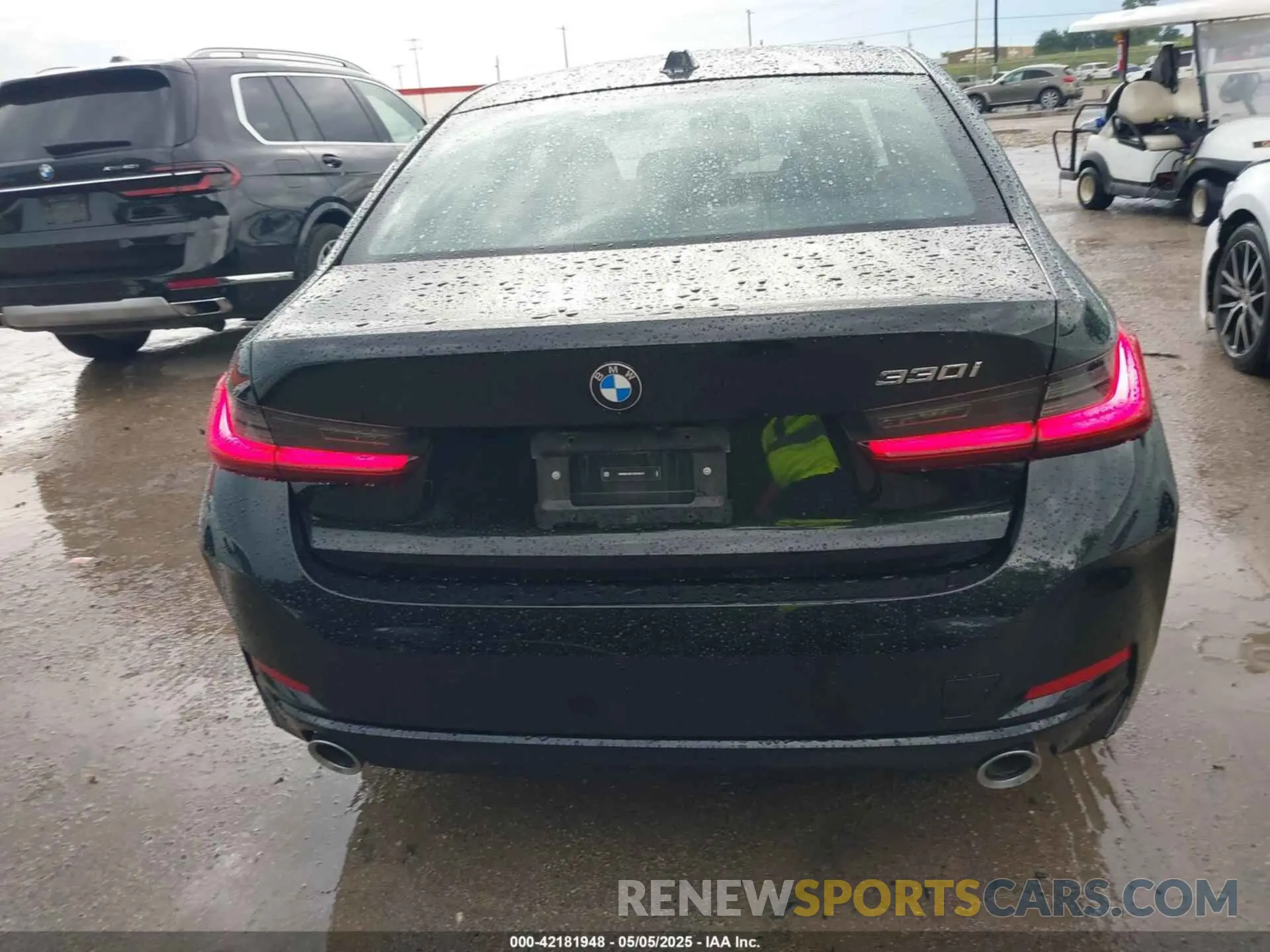 16 Photograph of a damaged car 3MW69CW01S8E99275 BMW 3 SERIES 2025