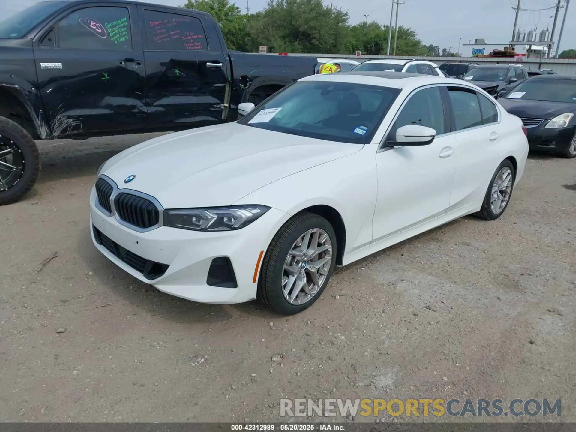 2 Photograph of a damaged car 3MW69CW01S8F09514 BMW 3 SERIES 2025