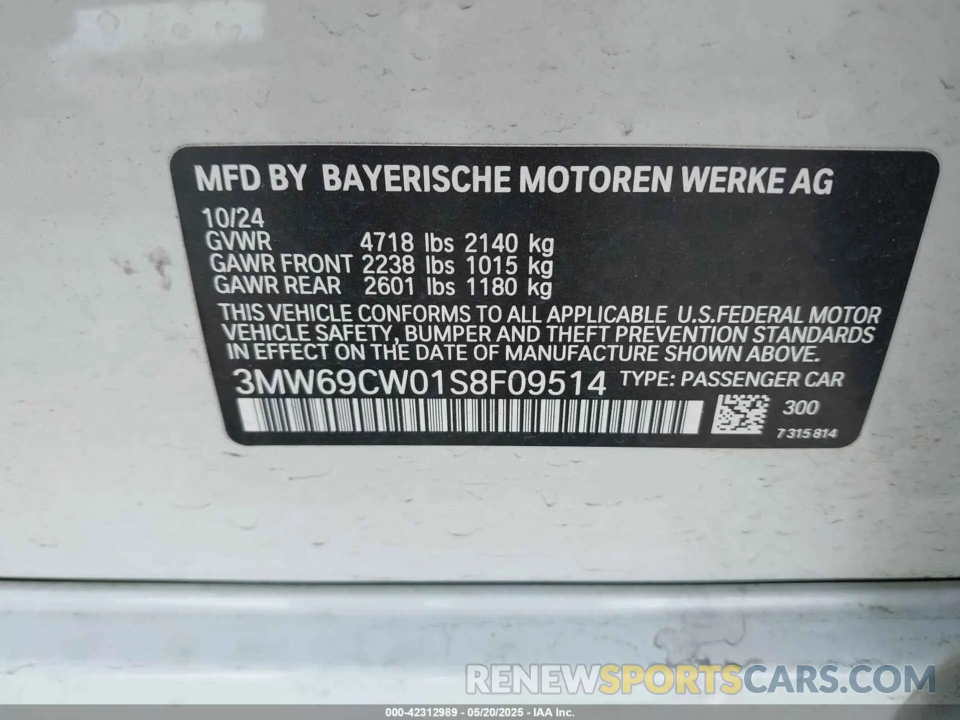 9 Photograph of a damaged car 3MW69CW01S8F09514 BMW 3 SERIES 2025