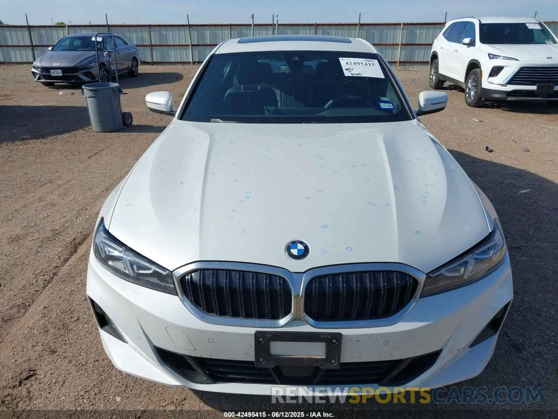 12 Photograph of a damaged car 3MW69CW01S8F11313 BMW 3 SERIES 2025