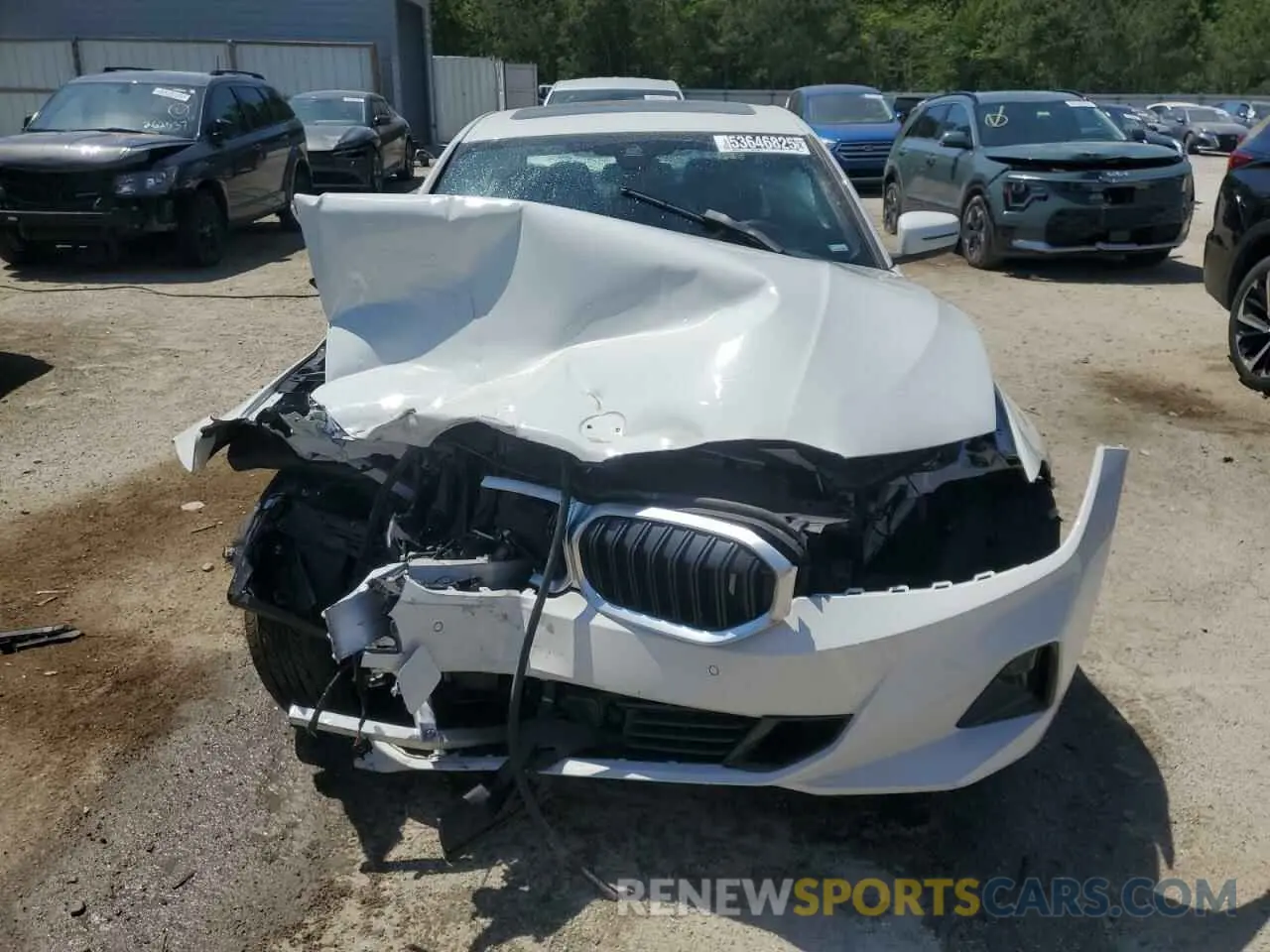 5 Photograph of a damaged car 3MW69CW07S8F09095 BMW 3 SERIES 2025