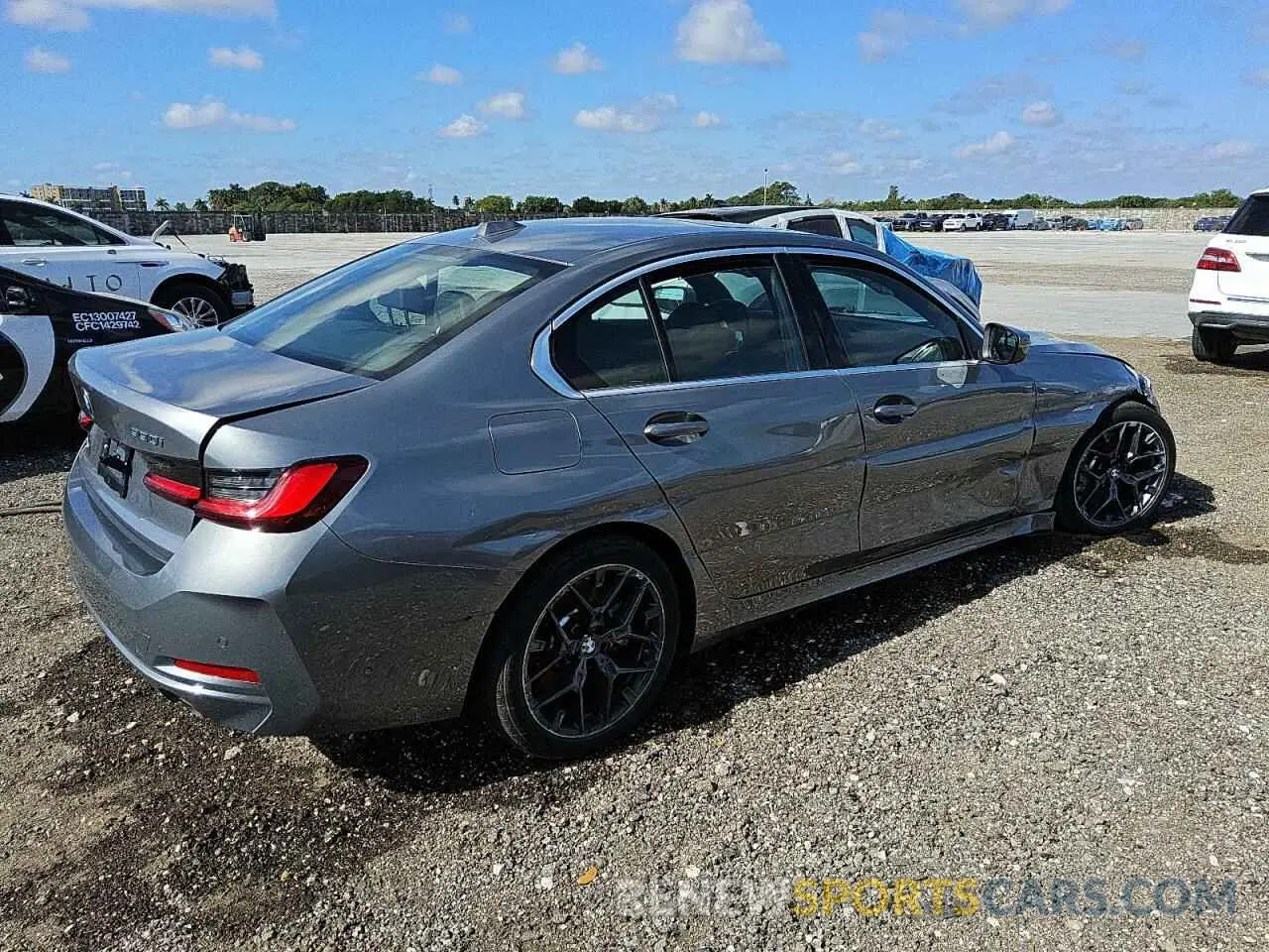 3 Photograph of a damaged car 3MW69CW0XS8F00021 BMW 3 SERIES 2025