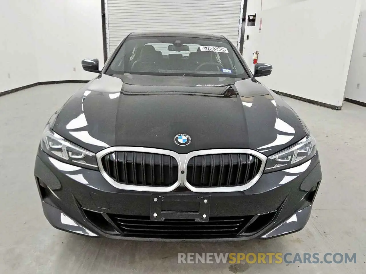 5 Photograph of a damaged car 3MW89CW06S8E97482 BMW 3 SERIES 2025