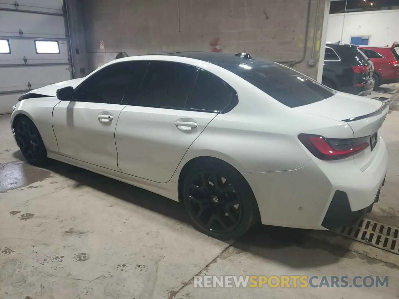 2 Photograph of a damaged car 3MW89CW08S8F13696 BMW 3 SERIES 2025
