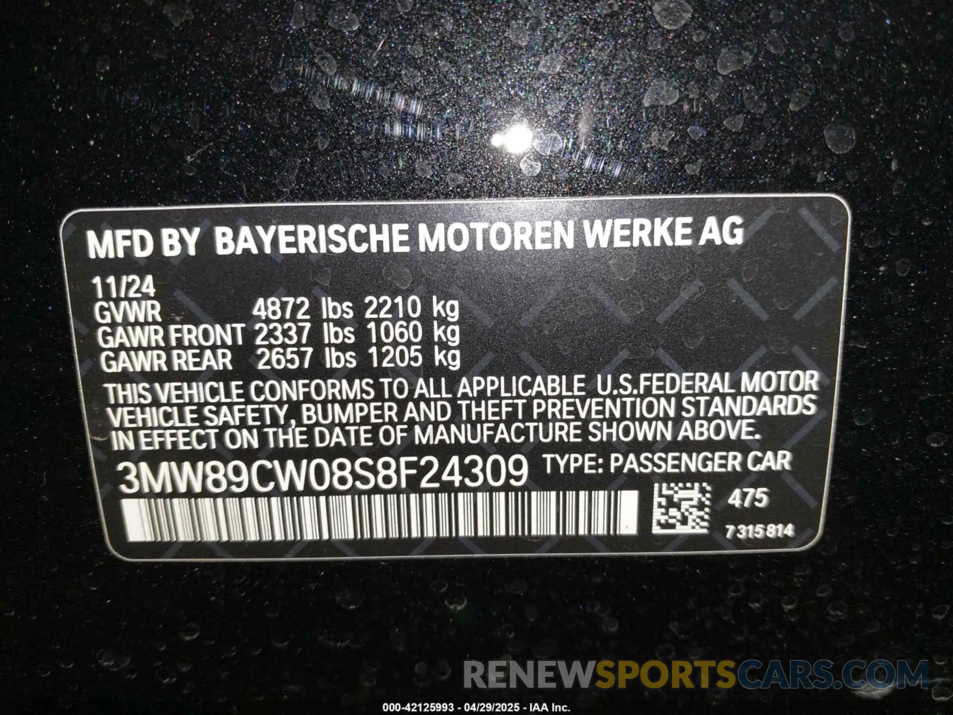 9 Photograph of a damaged car 3MW89CW08S8F24309 BMW 3 SERIES 2025