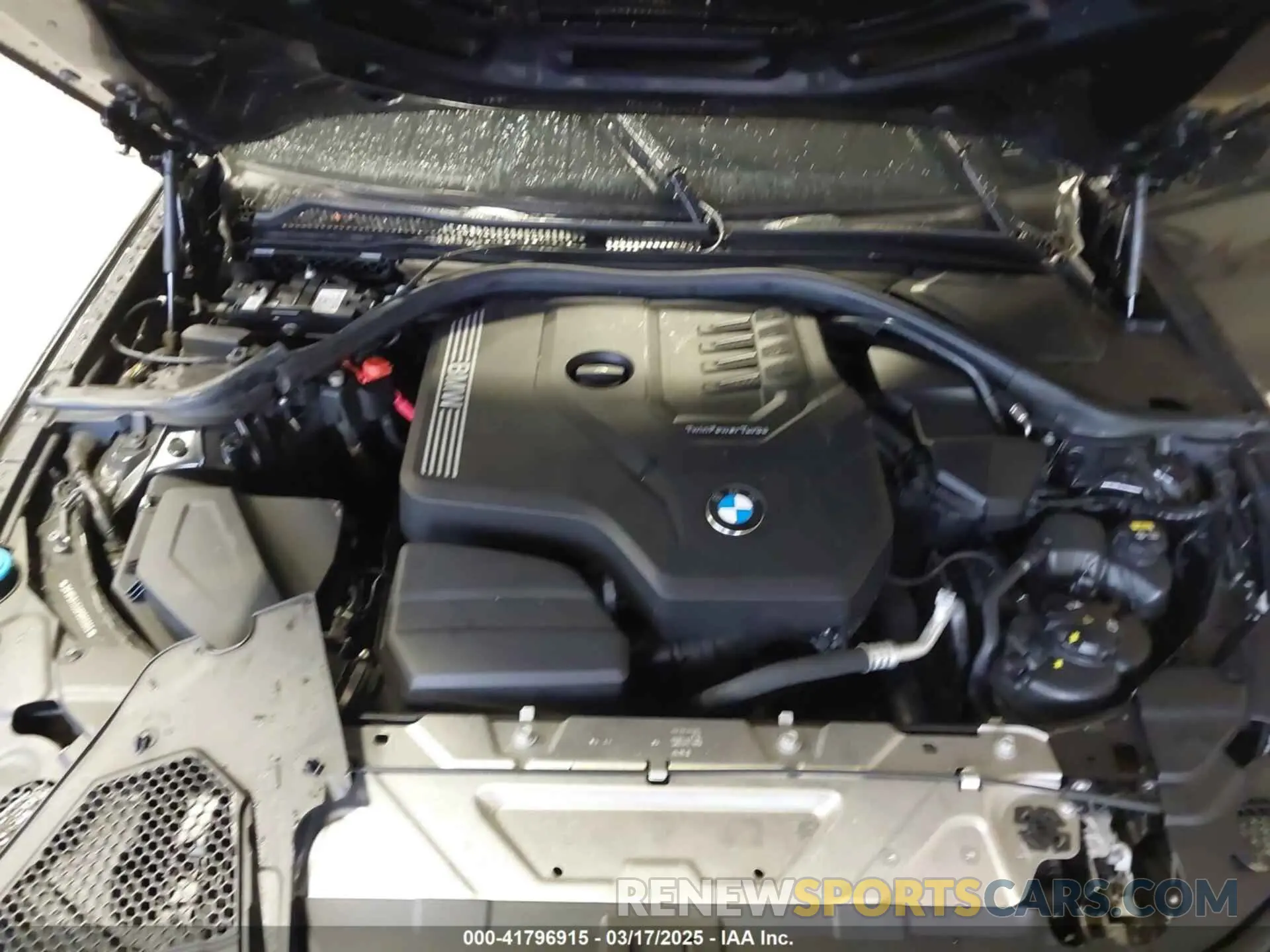 10 Photograph of a damaged car 3MW5R1J50K8B00066 BMW 330I 2019