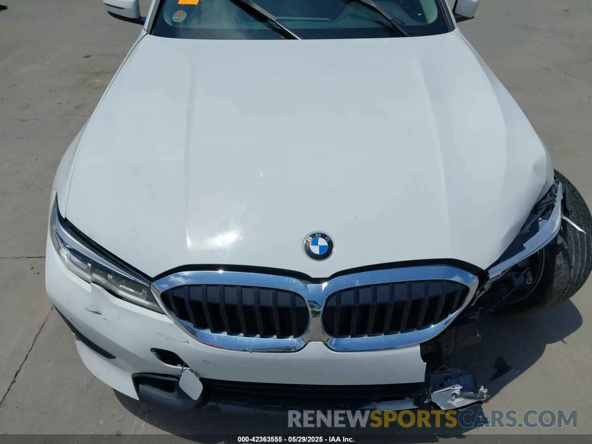 20 Photograph of a damaged car 3MW5R1J56K8A03776 BMW 330I 2019