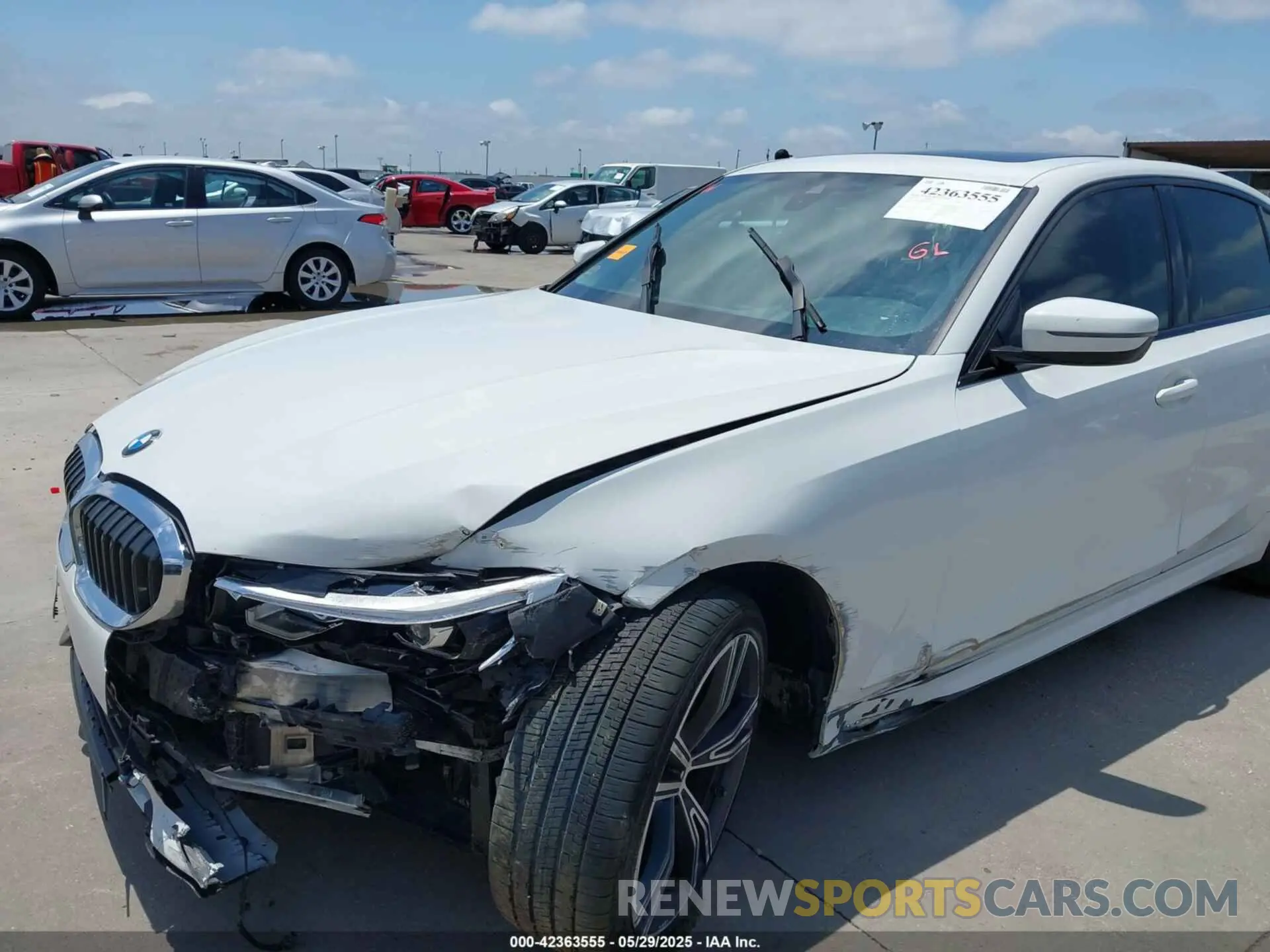 6 Photograph of a damaged car 3MW5R1J56K8A03776 BMW 330I 2019