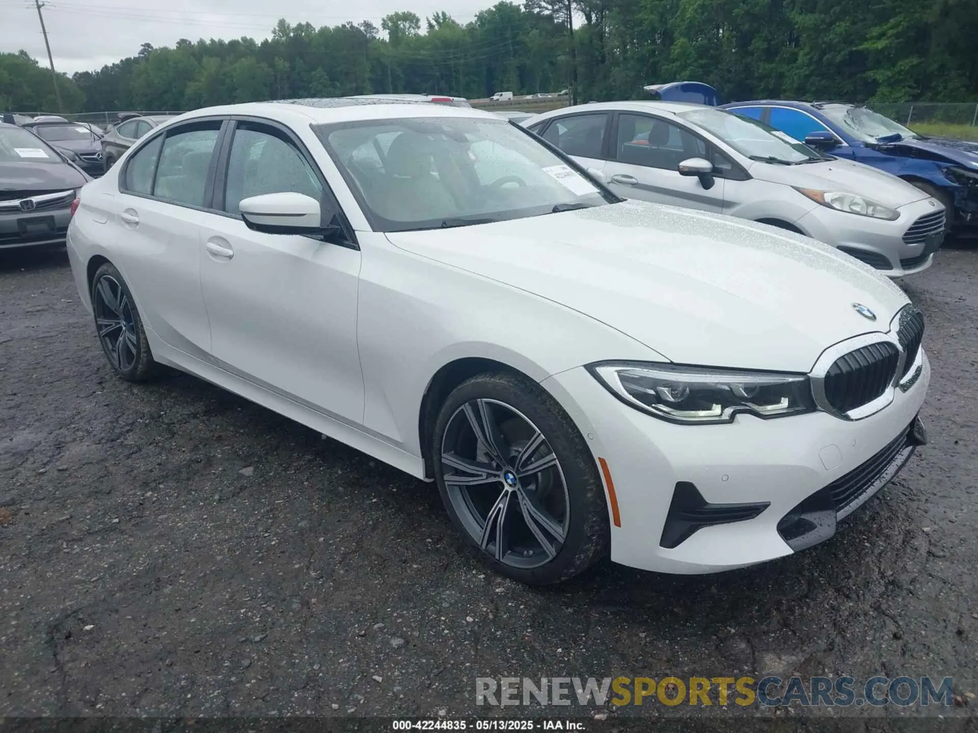1 Photograph of a damaged car 3MW5R1J58K8A03729 BMW 330I 2019