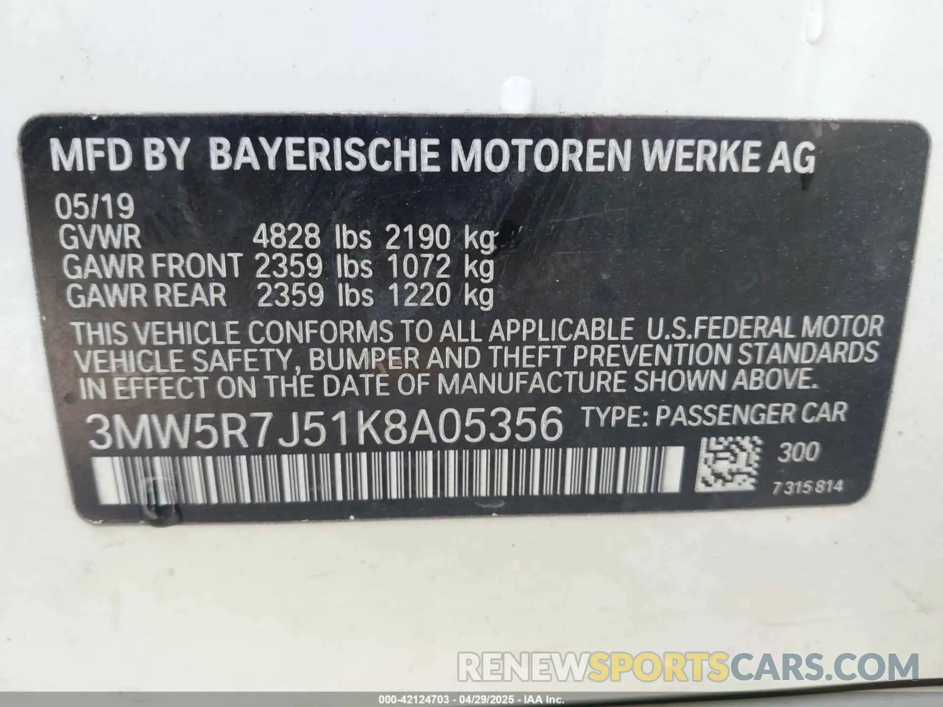 9 Photograph of a damaged car 3MW5R7J51K8A05356 BMW 330I 2019