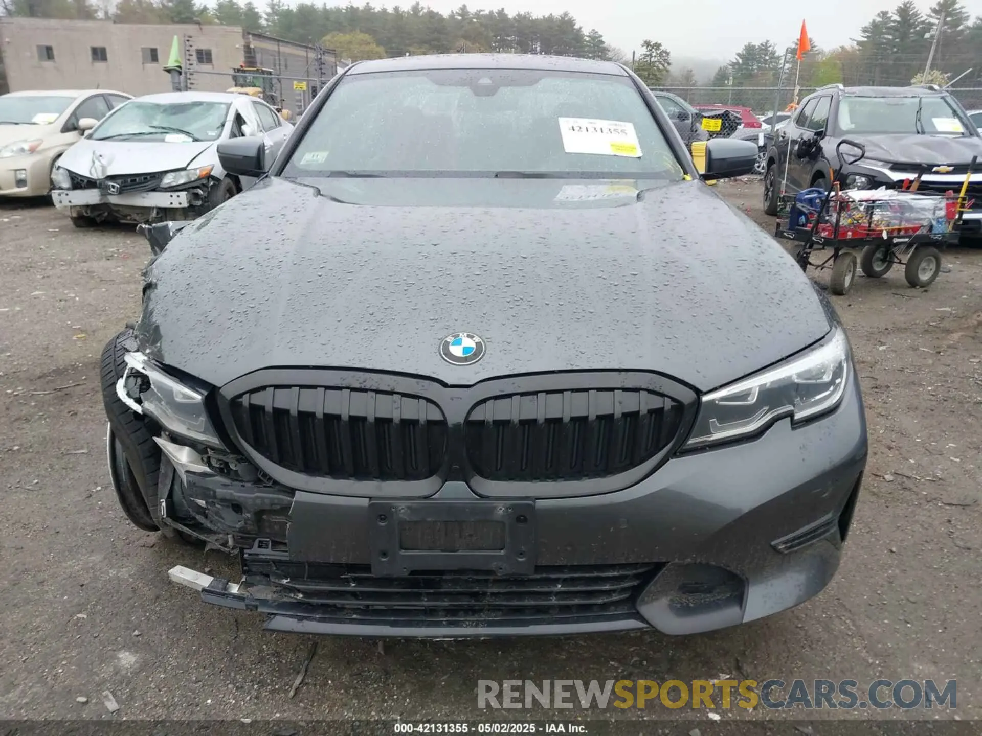 12 Photograph of a damaged car 3MW5R7J54K8A05383 BMW 330I 2019
