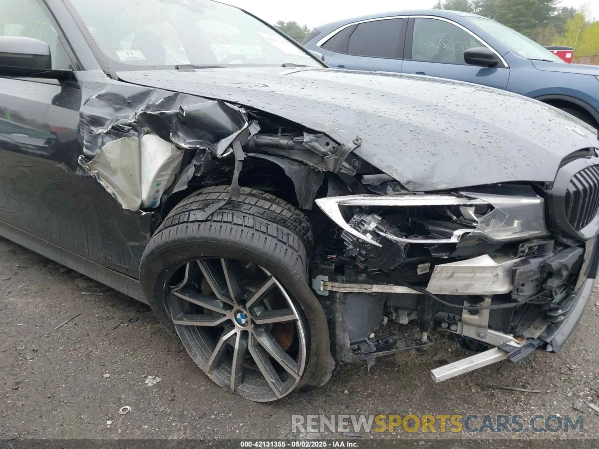6 Photograph of a damaged car 3MW5R7J54K8A05383 BMW 330I 2019