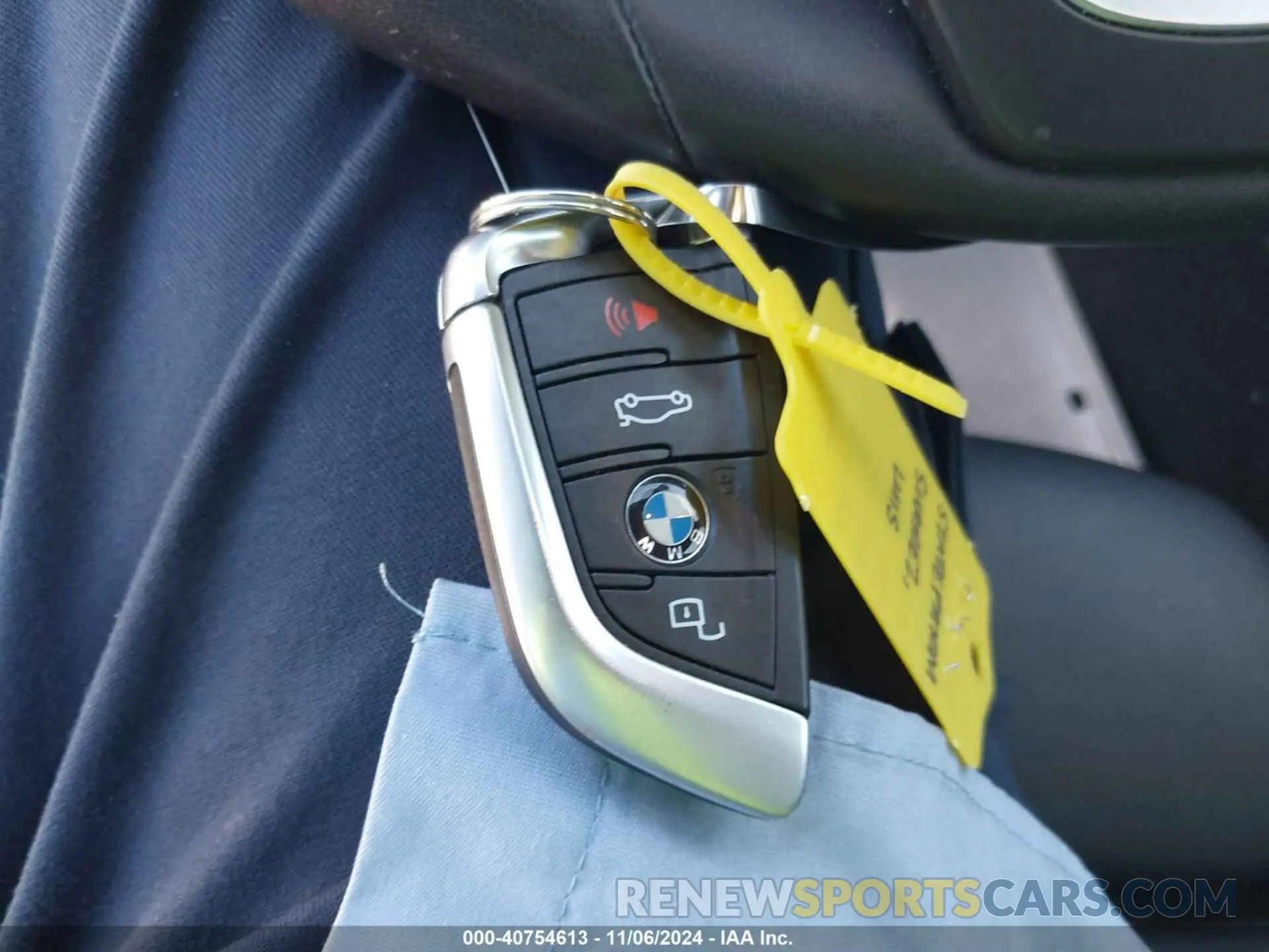 11 Photograph of a damaged car WBA5R1C52KAK12515 BMW 330I 2019