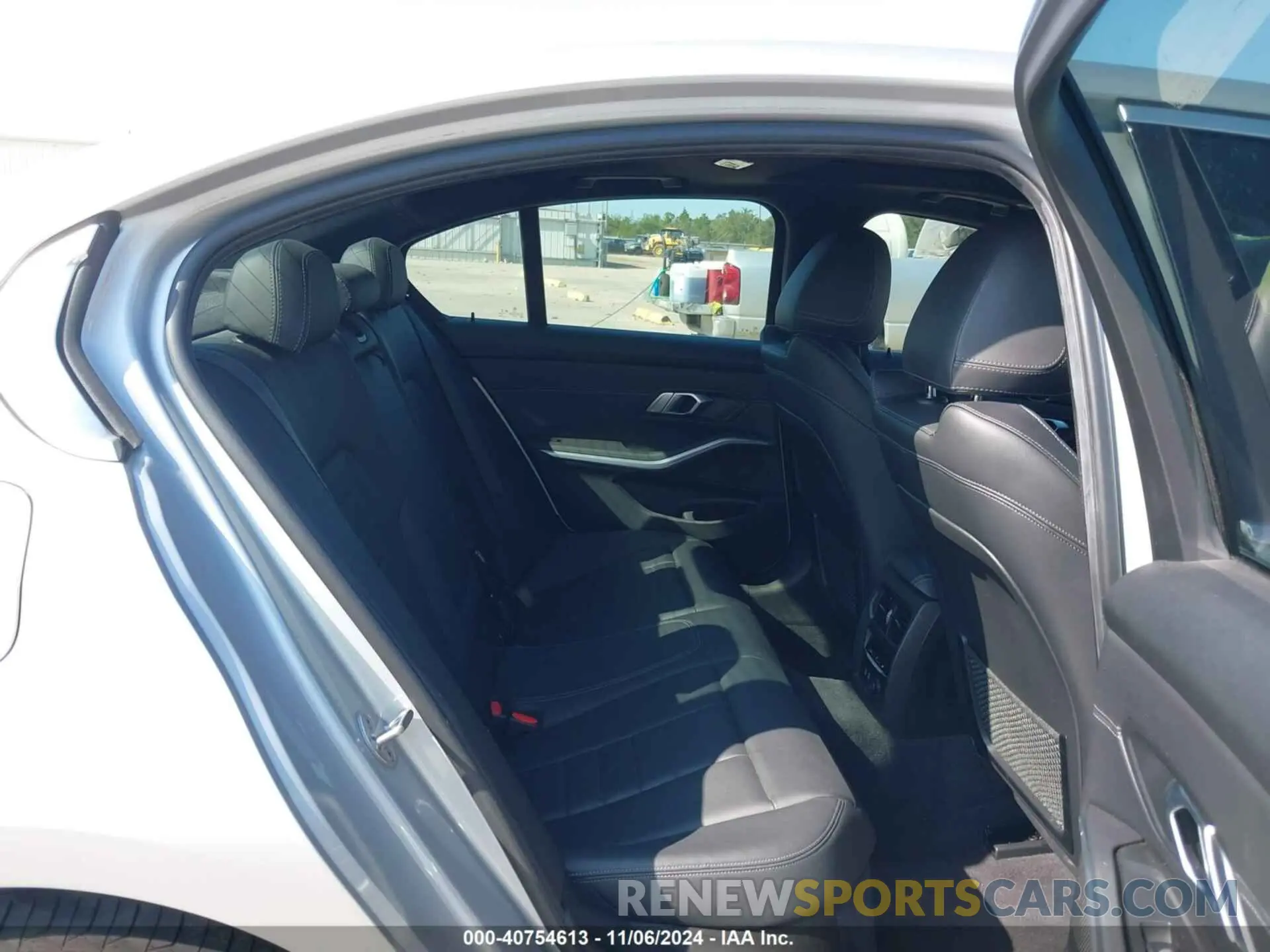 8 Photograph of a damaged car WBA5R1C52KAK12515 BMW 330I 2019