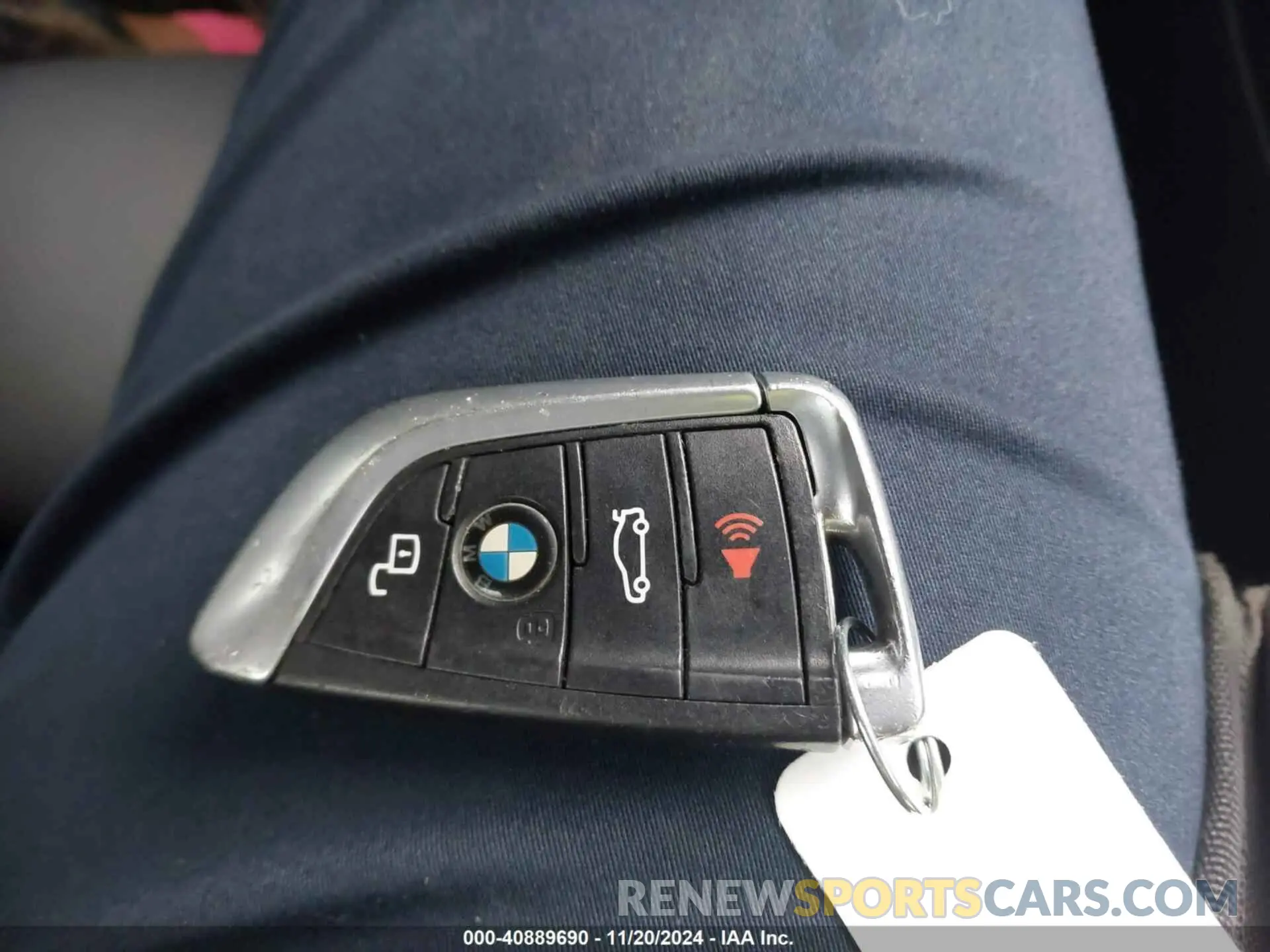 11 Photograph of a damaged car WBA5R1C53KAE82081 BMW 330I 2019