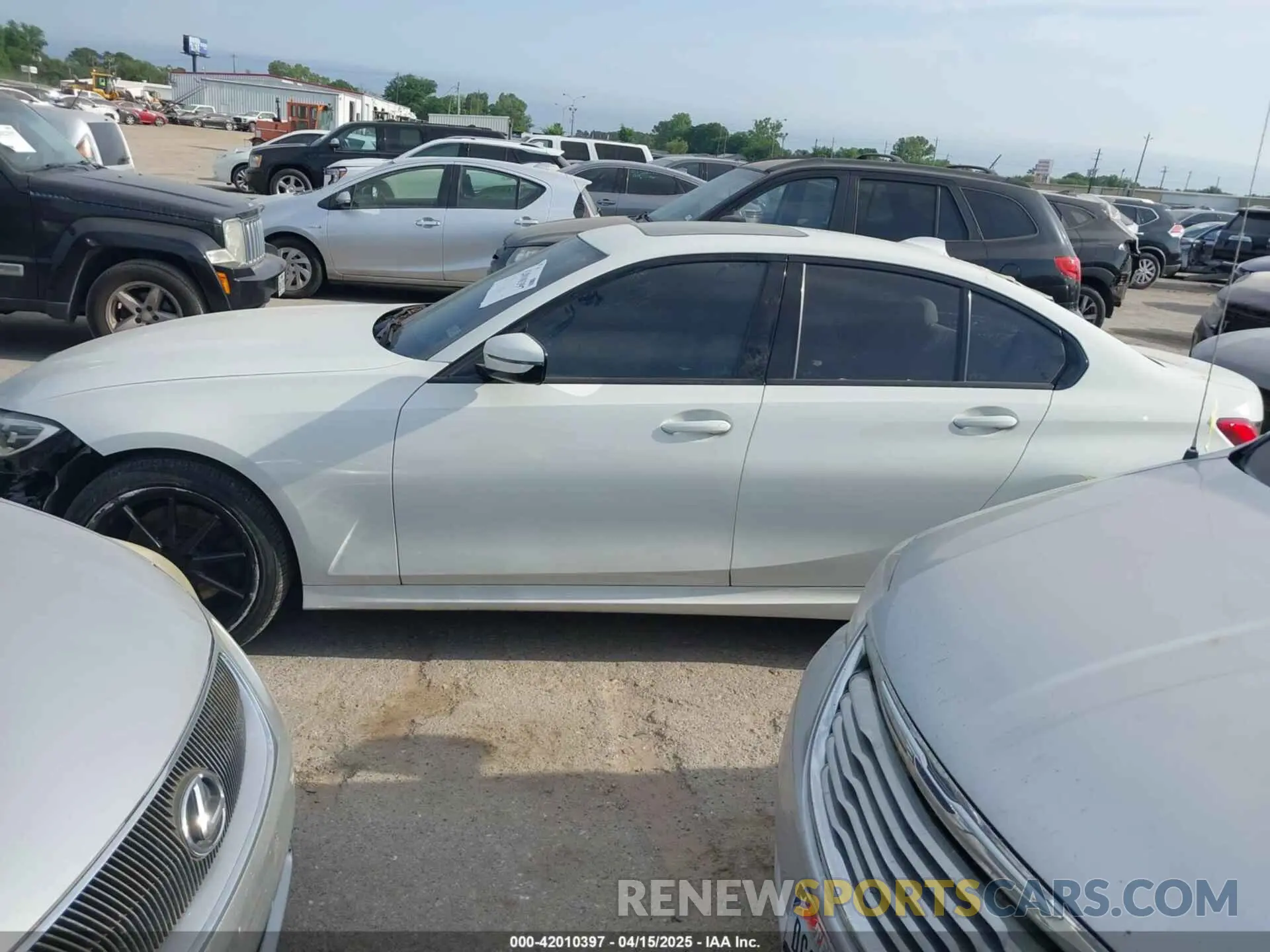 15 Photograph of a damaged car WBA5R1C53KAK08179 BMW 330I 2019