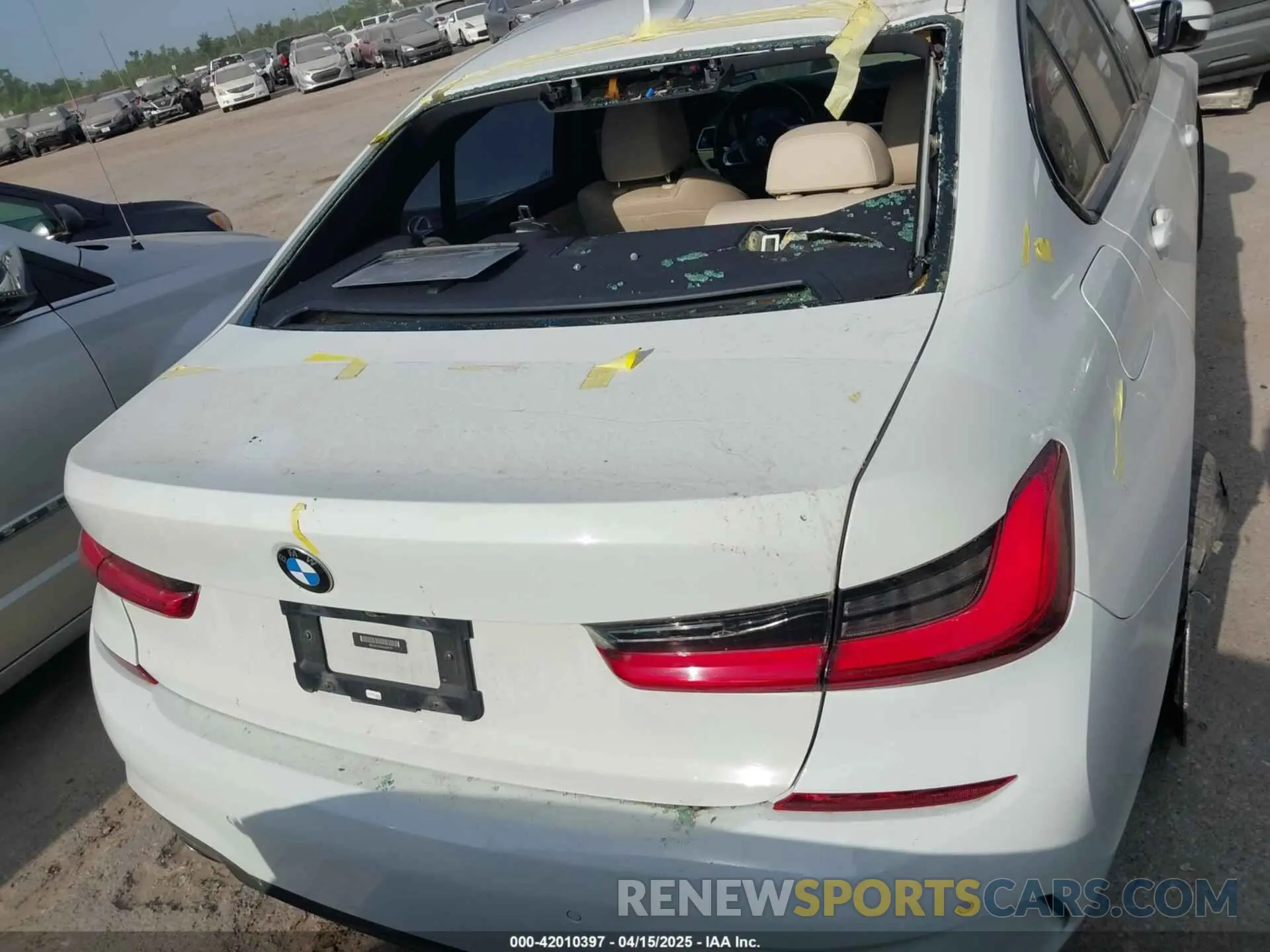 17 Photograph of a damaged car WBA5R1C53KAK08179 BMW 330I 2019