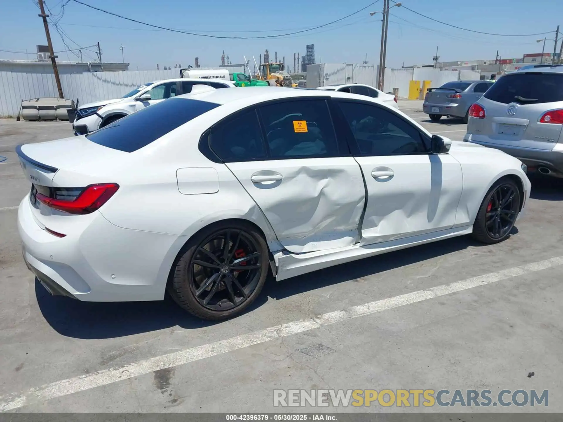 6 Photograph of a damaged car WBA5R1C55KAJ98934 BMW 330I 2019
