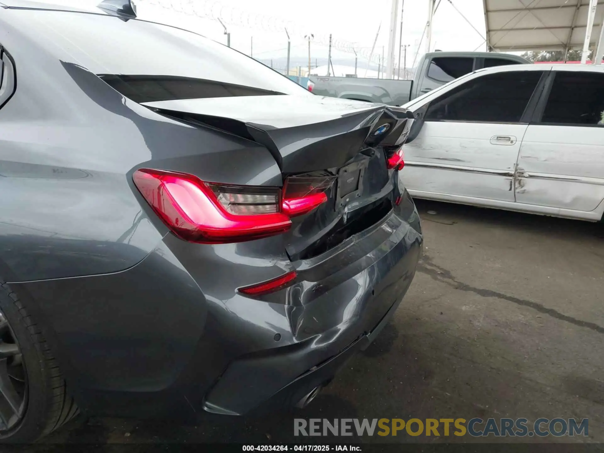 6 Photograph of a damaged car WBA5R1C56KAK07317 BMW 330I 2019