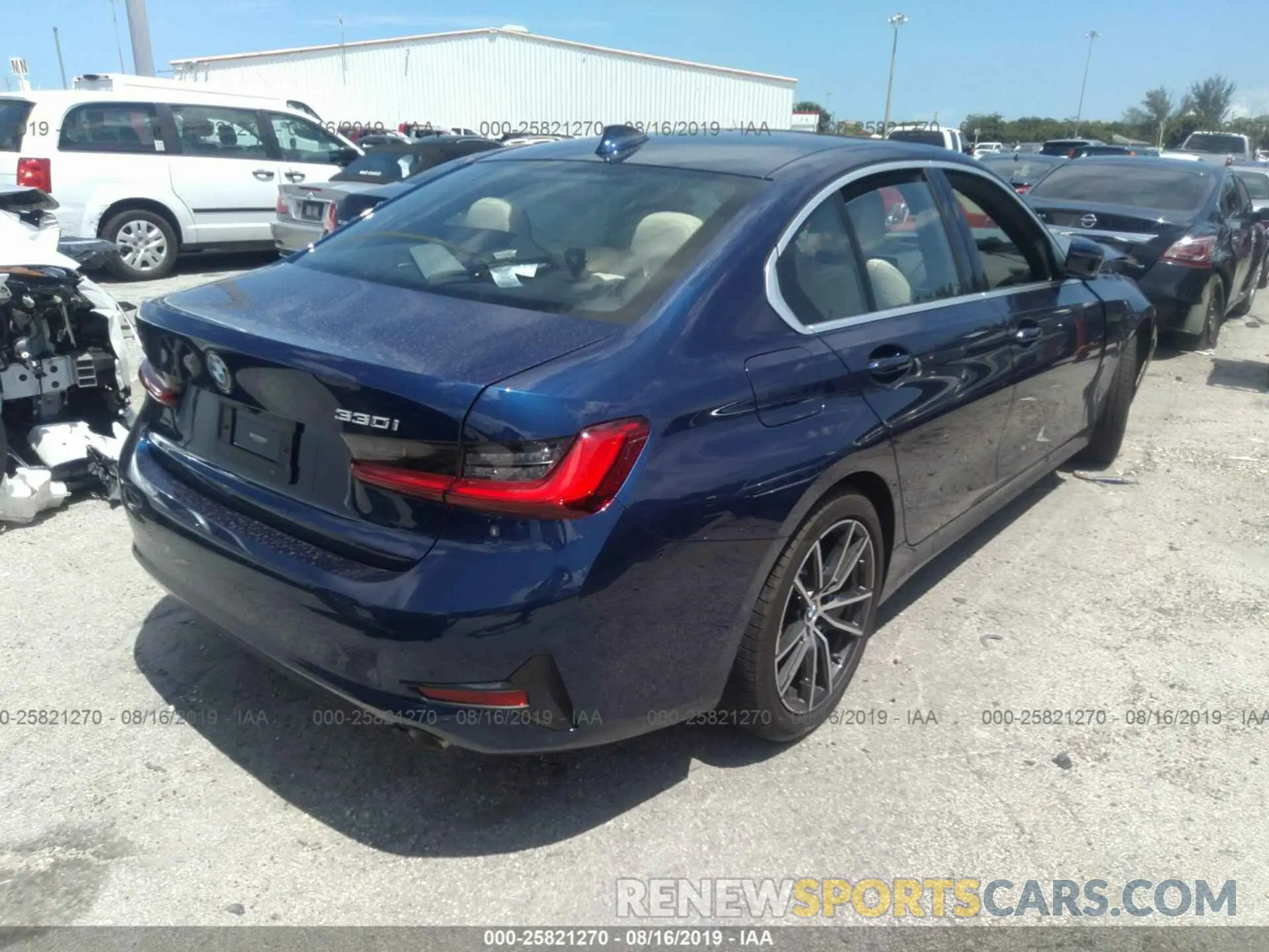 4 Photograph of a damaged car WBA5R1C59KAK07599 BMW 330I 2019