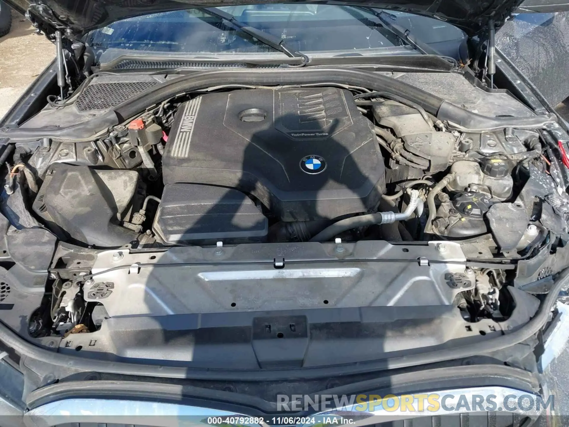 10 Photograph of a damaged car WBA5R7C50KAJ83924 BMW 330I 2019