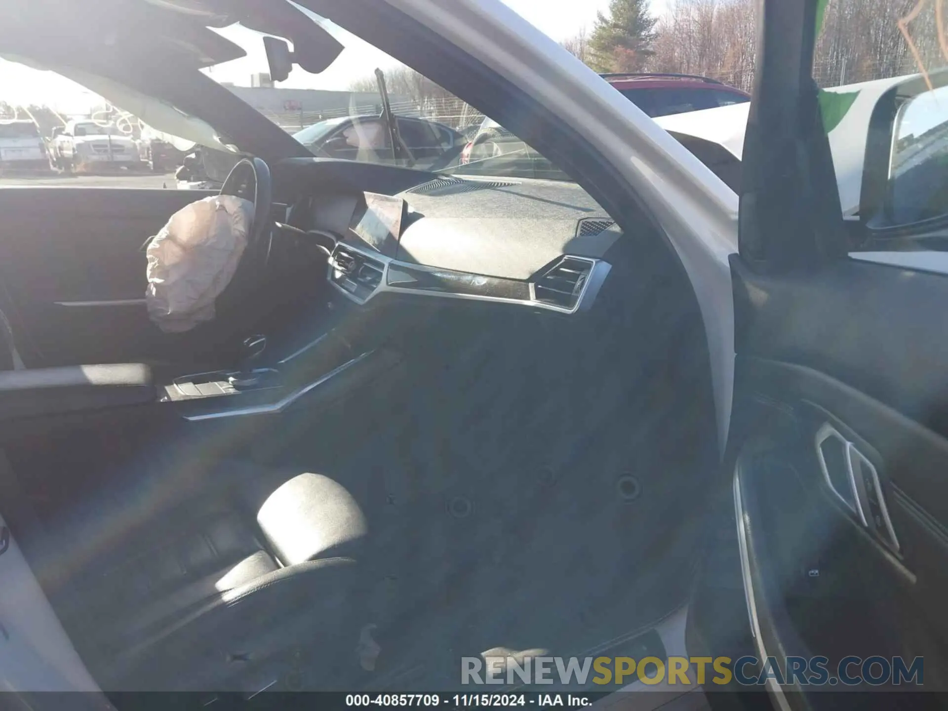 5 Photograph of a damaged car WBA5R7C54KAJ87250 BMW 330I 2019
