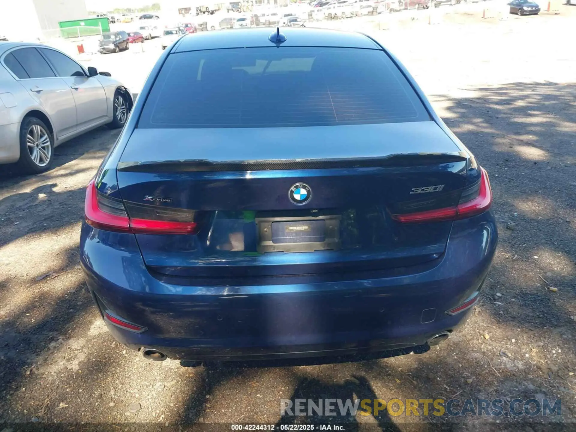 15 Photograph of a damaged car WBA5R7C59KAJ83727 BMW 330I 2019