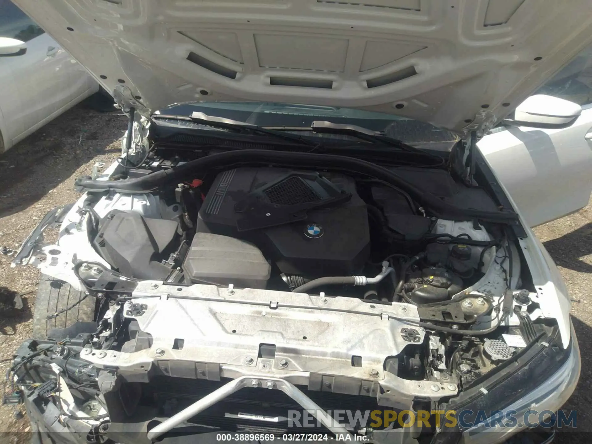 10 Photograph of a damaged car 3MW5R1J00L8B07721 BMW 330I 2020