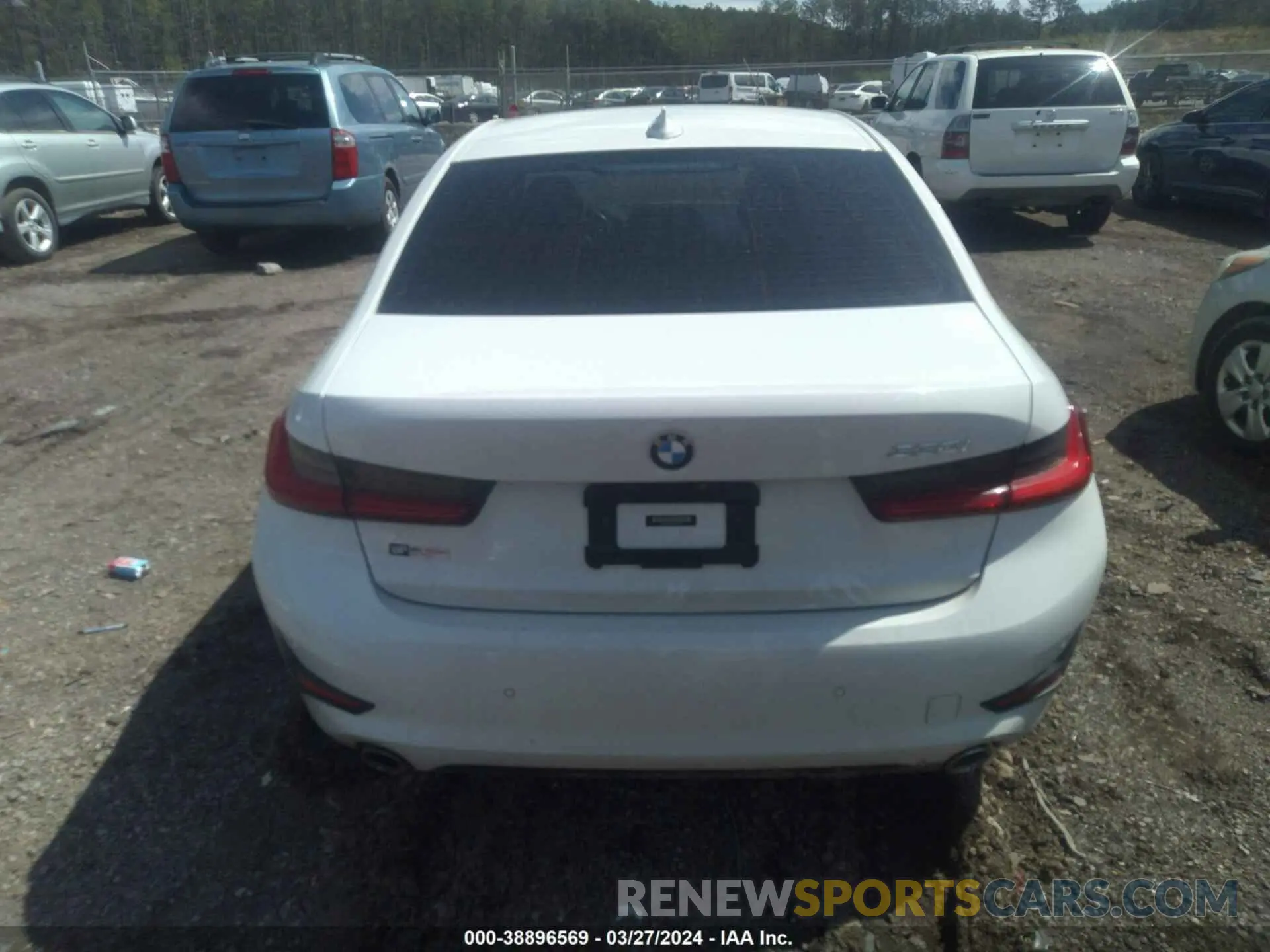 16 Photograph of a damaged car 3MW5R1J00L8B07721 BMW 330I 2020