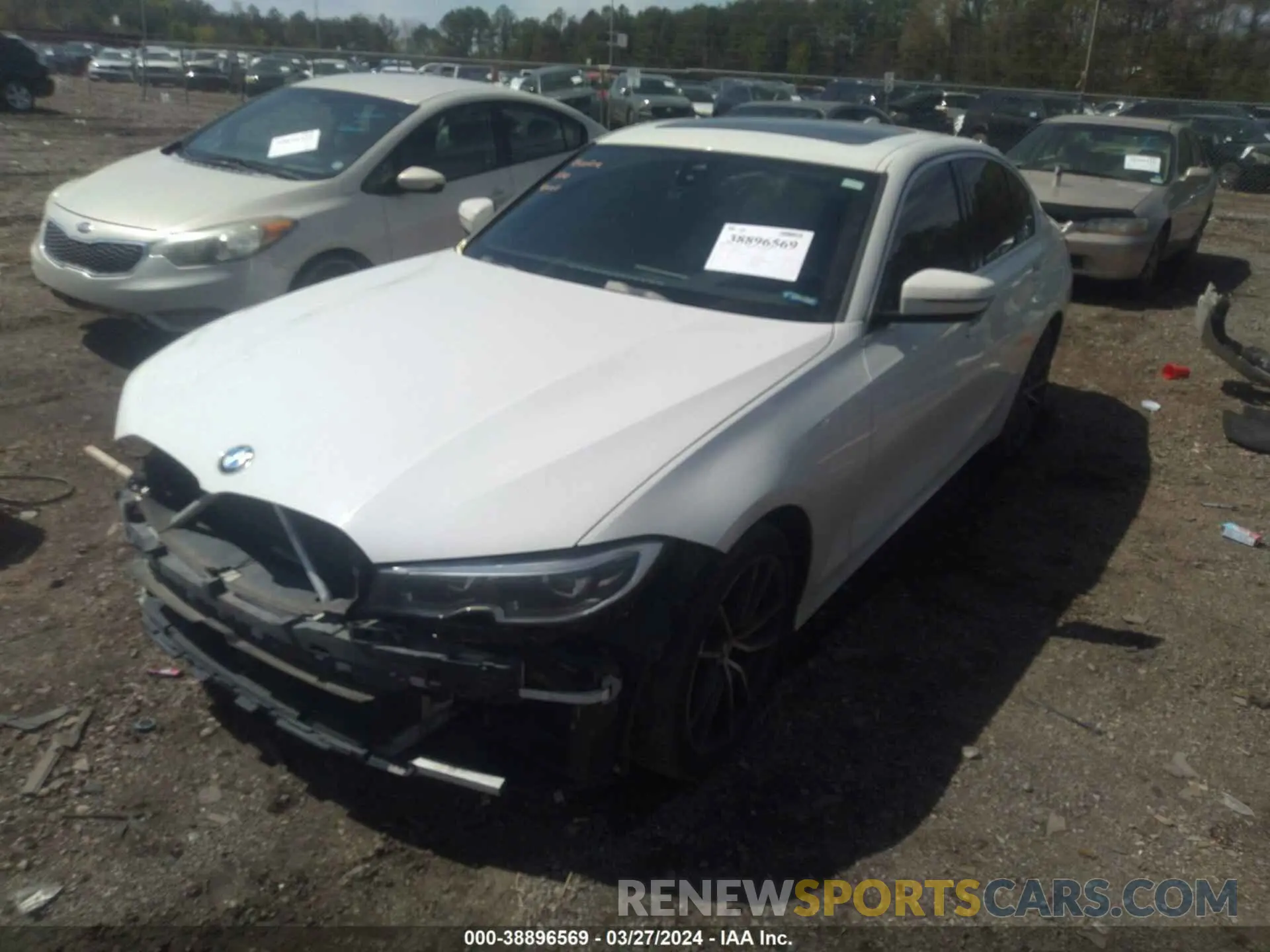 17 Photograph of a damaged car 3MW5R1J00L8B07721 BMW 330I 2020