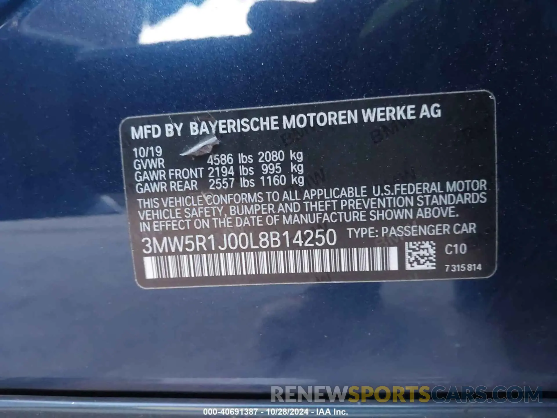 9 Photograph of a damaged car 3MW5R1J00L8B14250 BMW 330I 2020