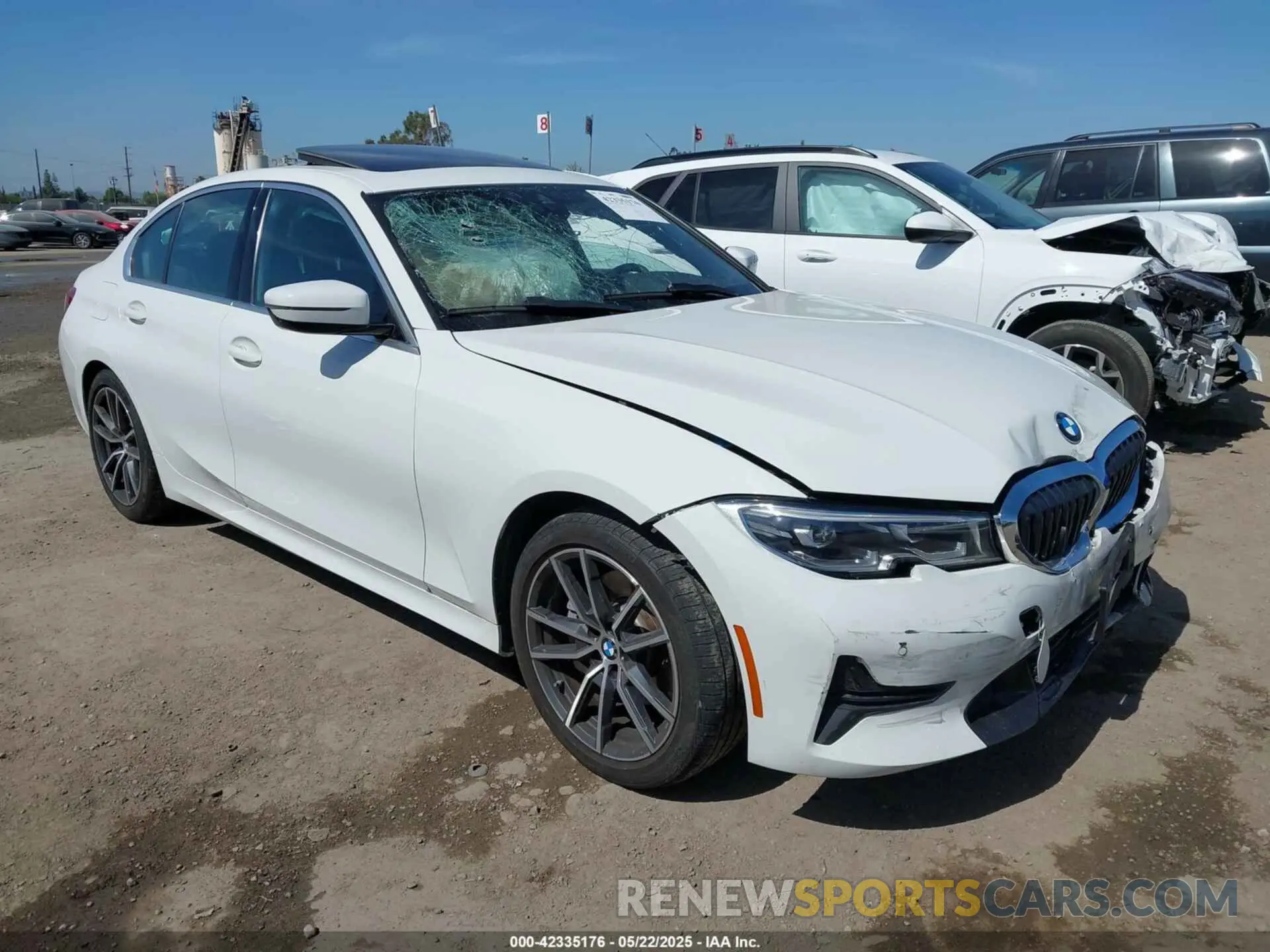 1 Photograph of a damaged car 3MW5R1J01L8B10868 BMW 330I 2020