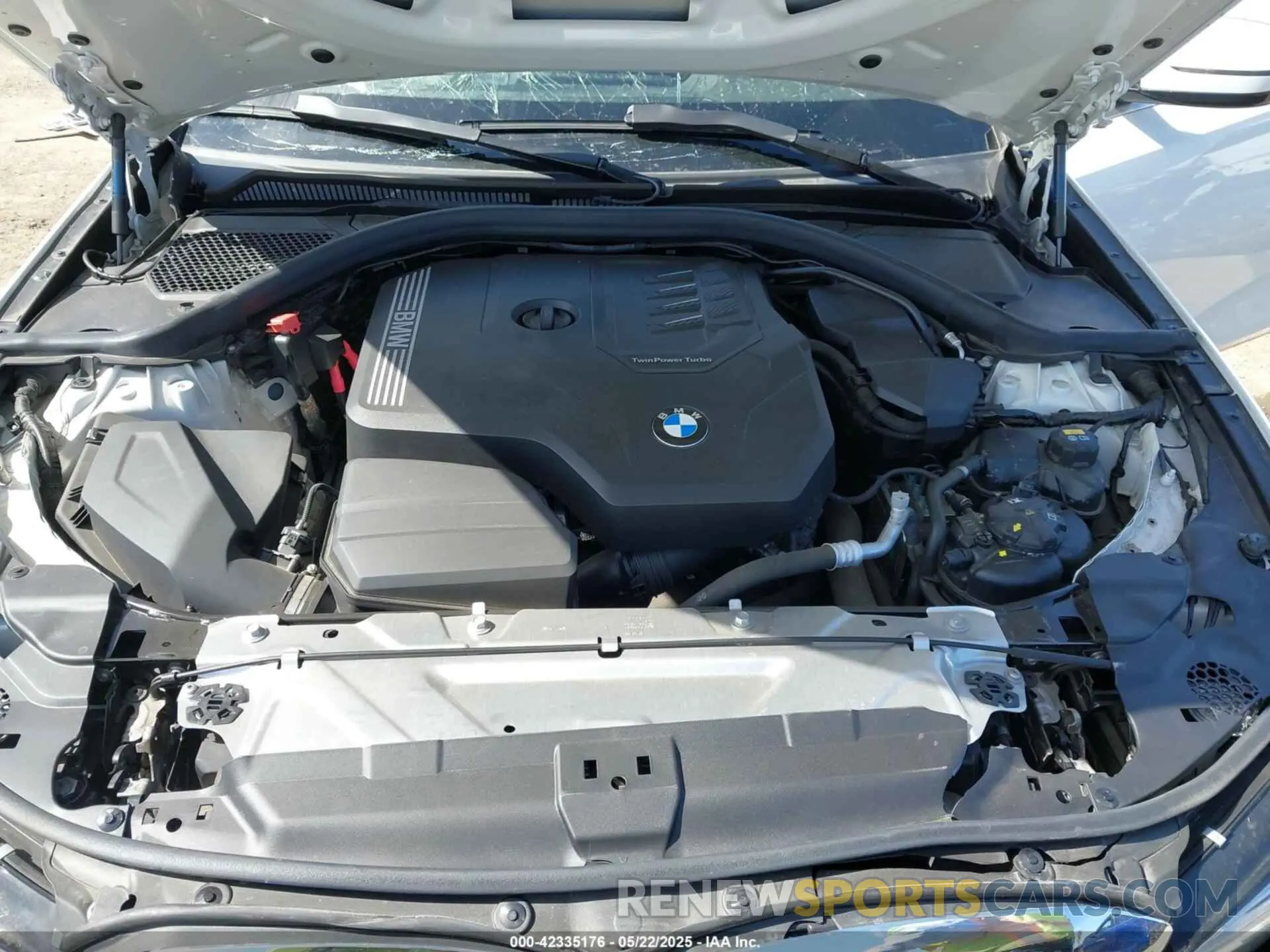 10 Photograph of a damaged car 3MW5R1J01L8B10868 BMW 330I 2020