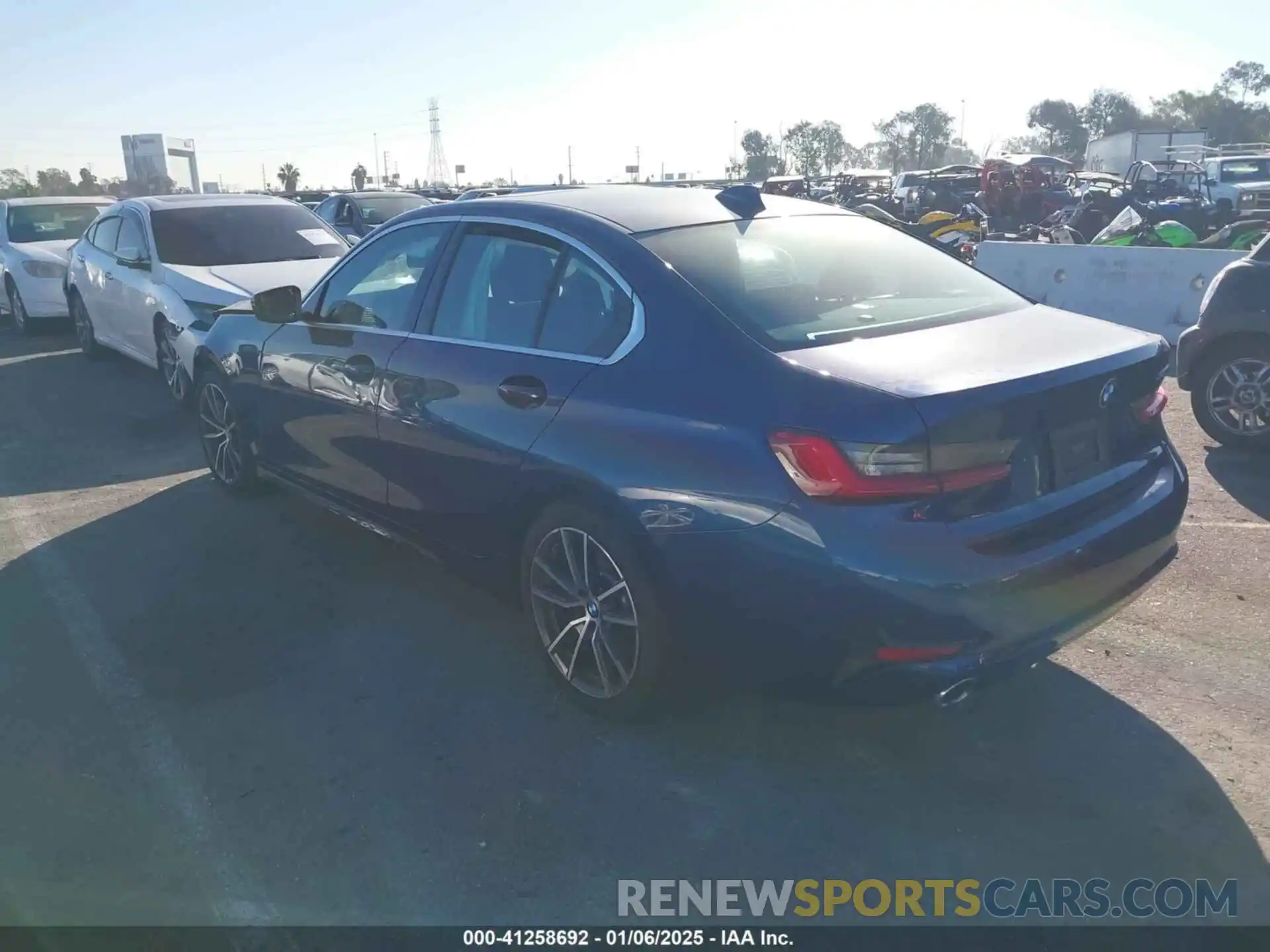 3 Photograph of a damaged car 3MW5R1J01L8B14483 BMW 330I 2020