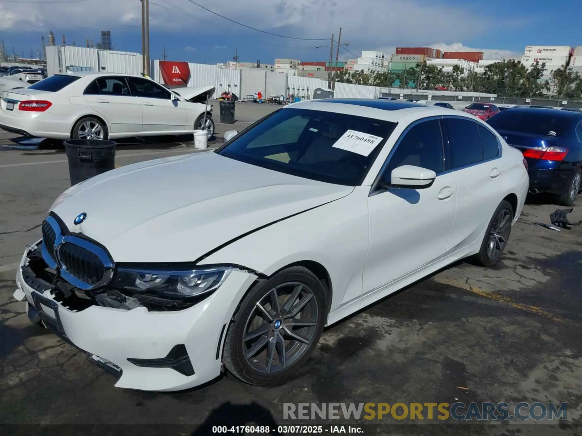 2 Photograph of a damaged car 3MW5R1J02L8B31552 BMW 330I 2020