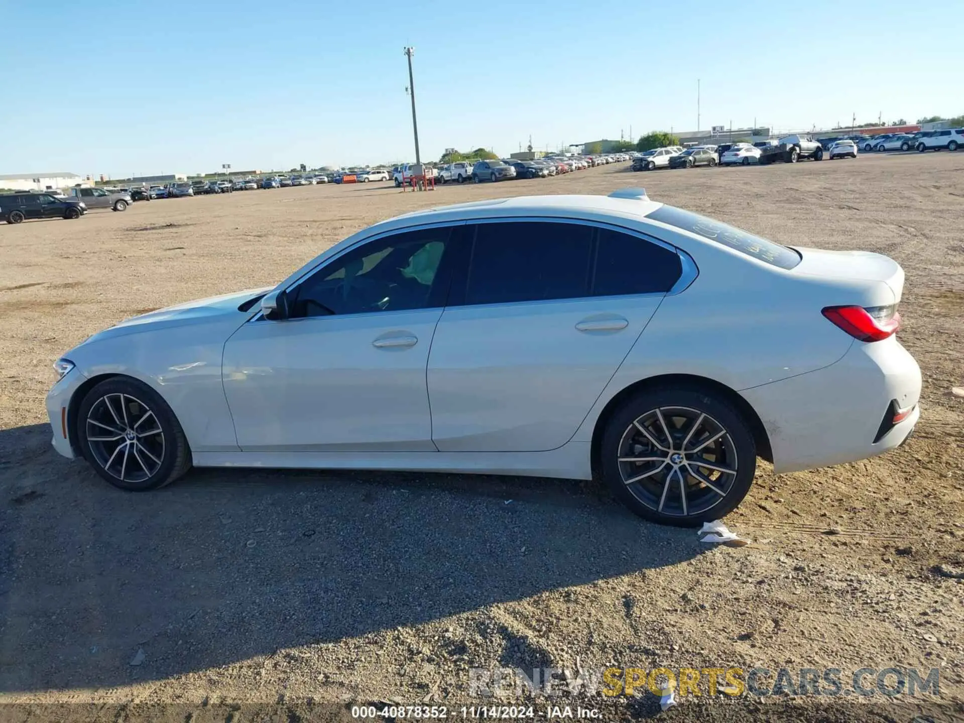 14 Photograph of a damaged car 3MW5R1J02L8B46777 BMW 330I 2020