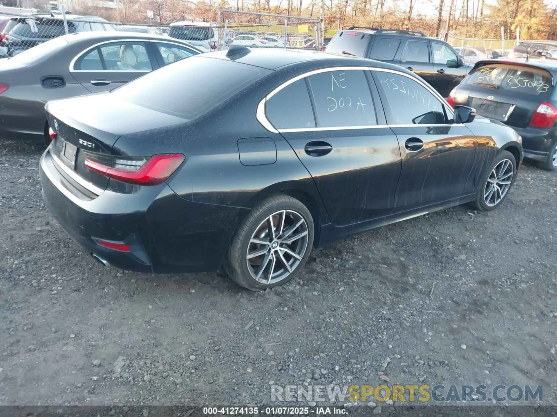 4 Photograph of a damaged car 3MW5R1J03L8B20639 BMW 330I 2020
