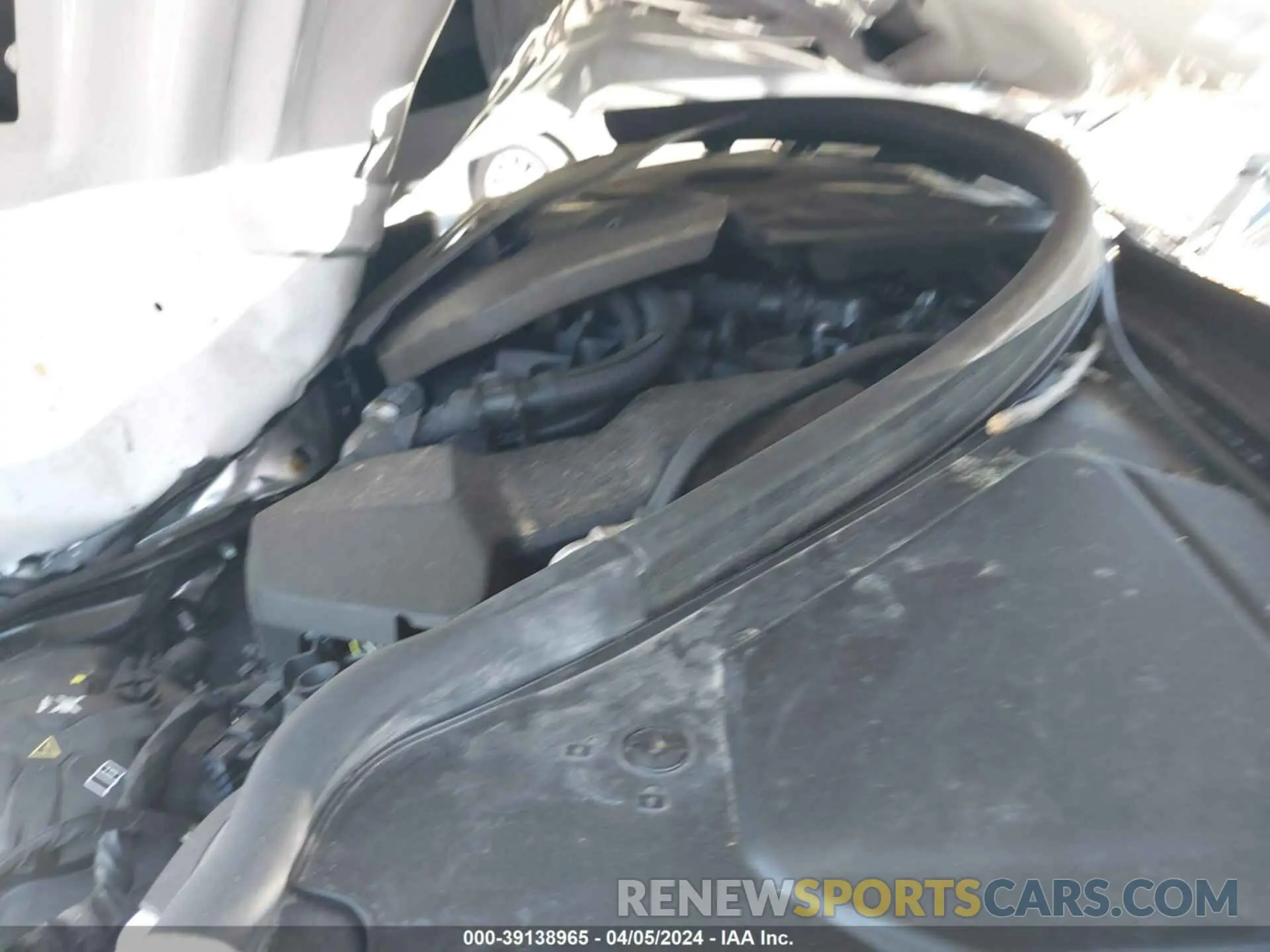 10 Photograph of a damaged car 3MW5R1J03L8B22214 BMW 330I 2020