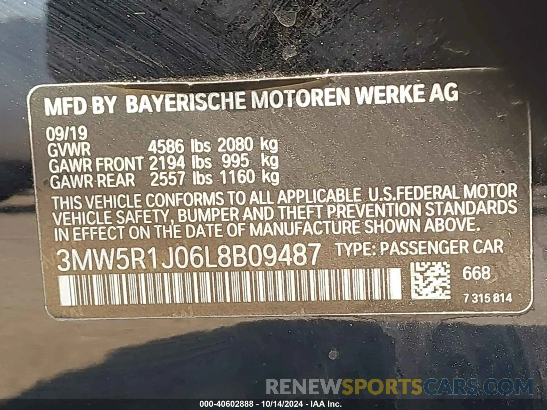 9 Photograph of a damaged car 3MW5R1J06L8B09487 BMW 330I 2020