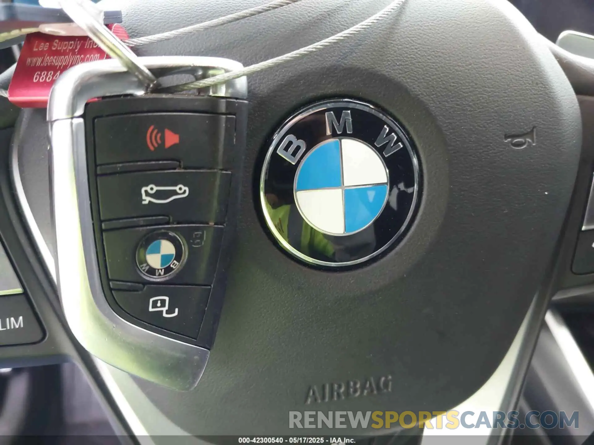 11 Photograph of a damaged car 3MW5R1J0XL8B00985 BMW 330I 2020