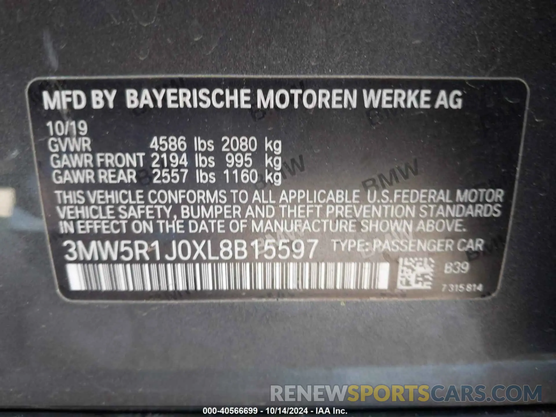 9 Photograph of a damaged car 3MW5R1J0XL8B15597 BMW 330I 2020