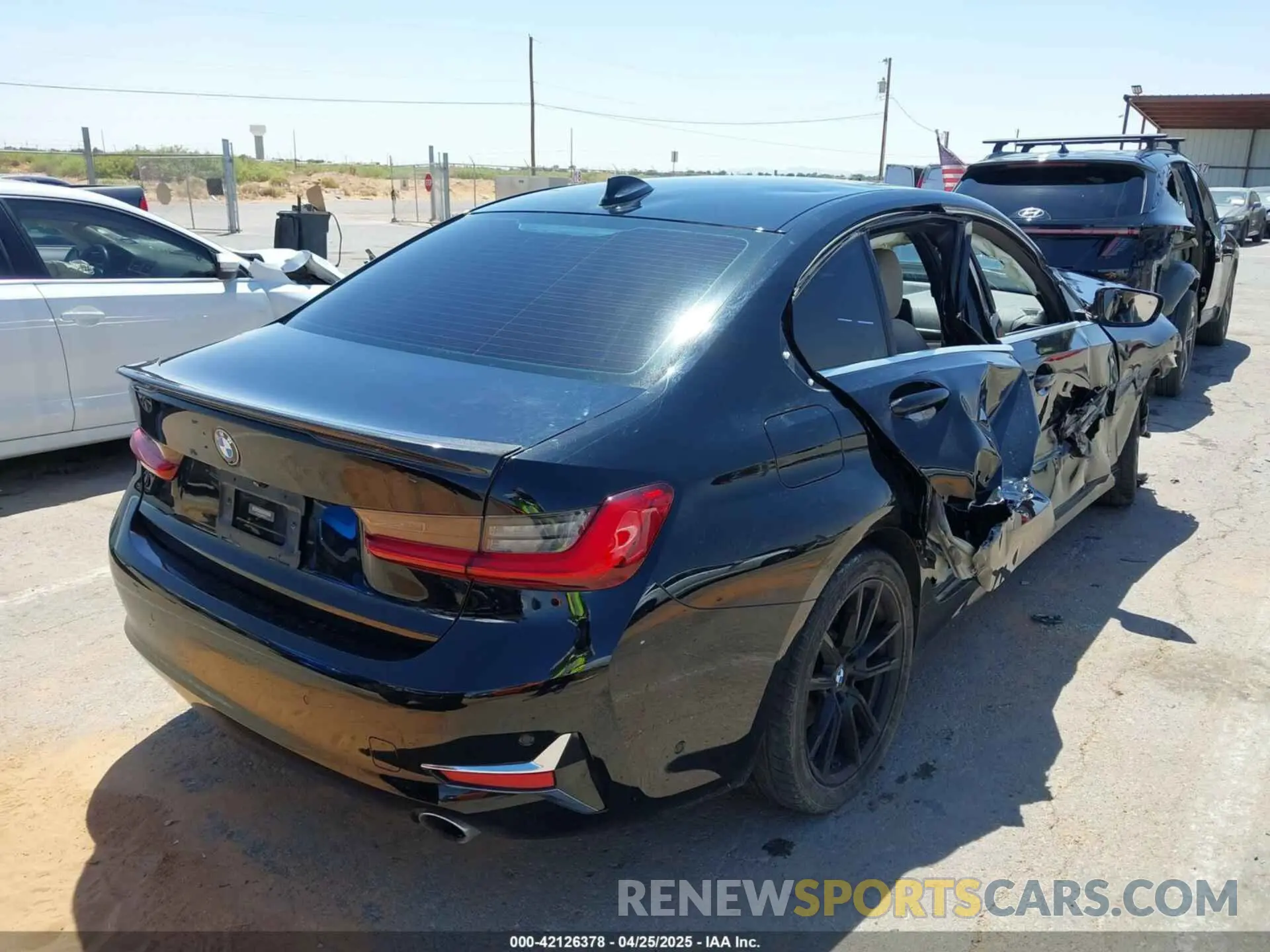 4 Photograph of a damaged car 3MW5R1J0XL8B20976 BMW 330I 2020