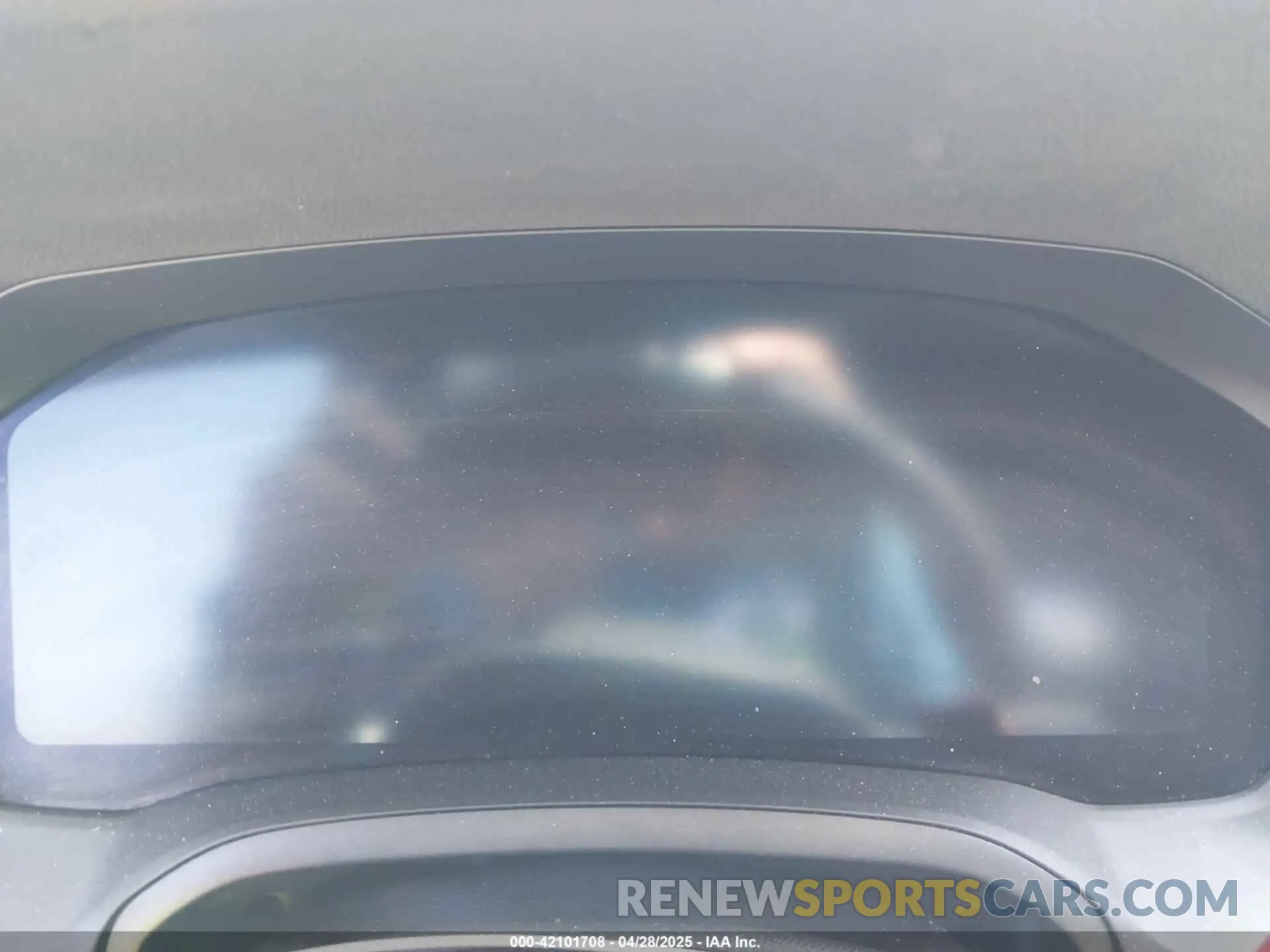 15 Photograph of a damaged car 3MW5R1J0XL8B30004 BMW 330I 2020