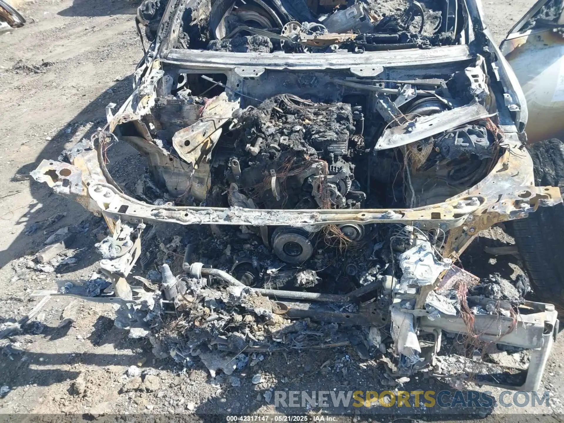 10 Photograph of a damaged car 3MW5R1J0XL8B31024 BMW 330I 2020