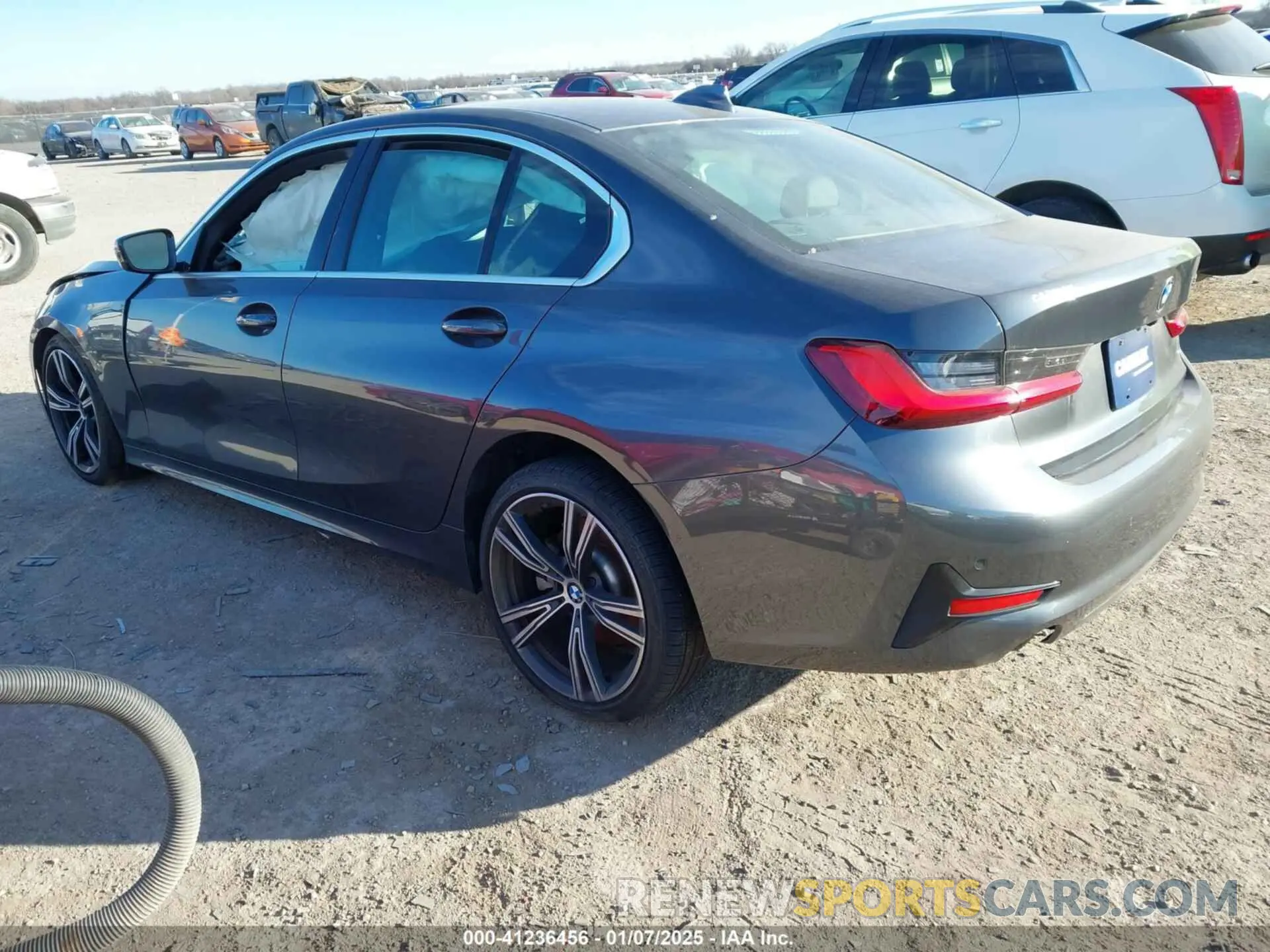 3 Photograph of a damaged car 3MW5R1J0XL8B39625 BMW 330I 2020