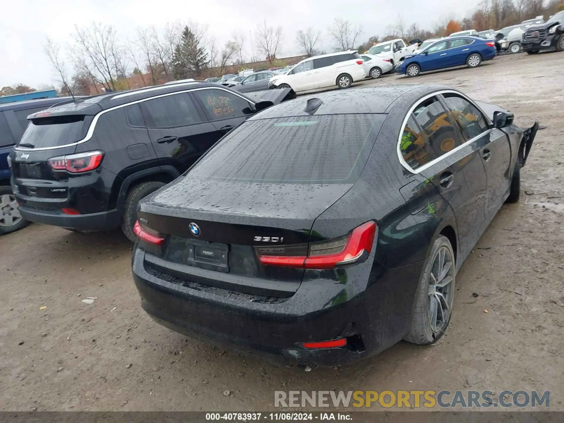 17 Photograph of a damaged car 3MW5R7J00L8B04255 BMW 330I 2020