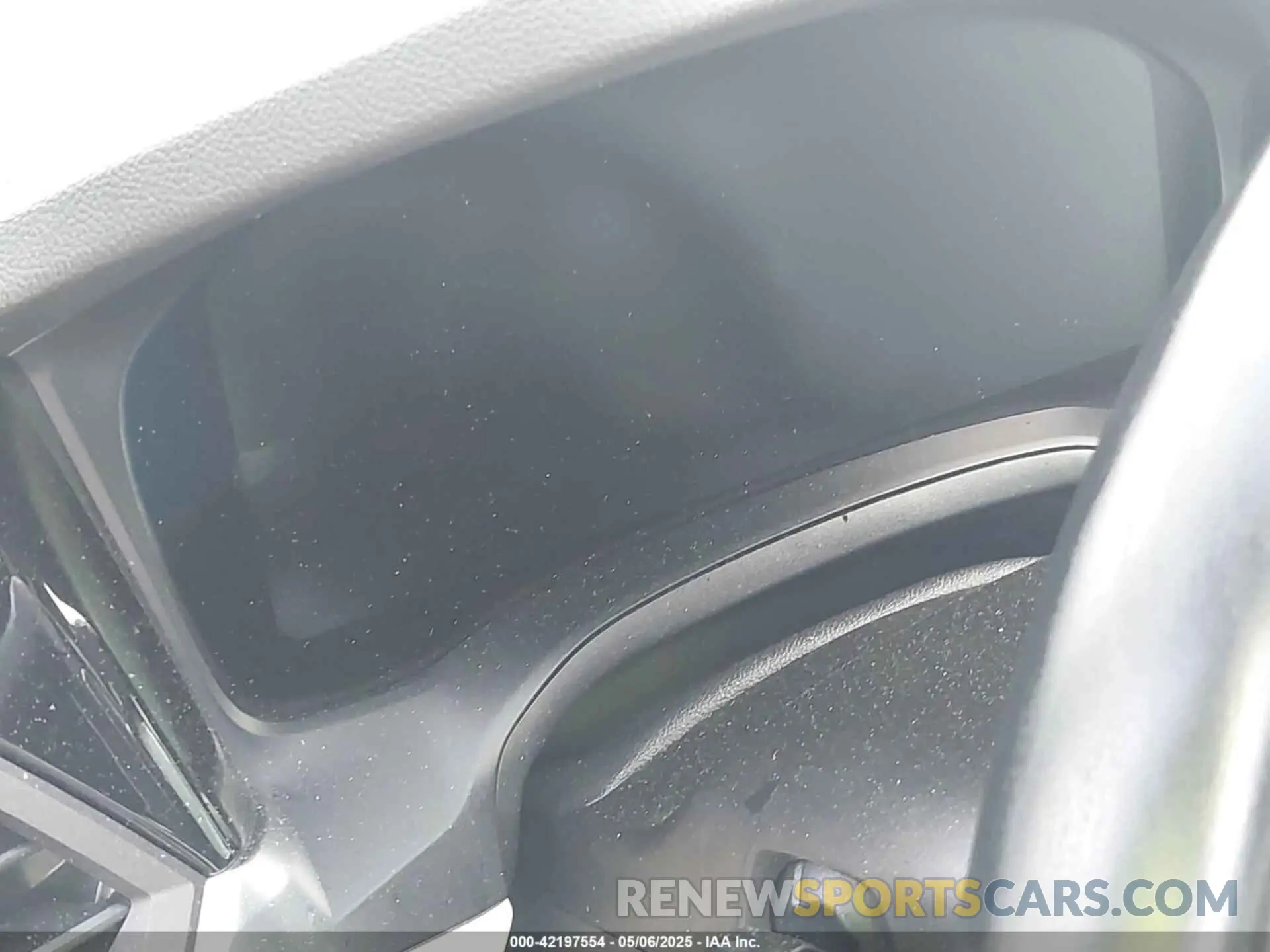 7 Photograph of a damaged car 3MW5R7J00L8B06071 BMW 330I 2020