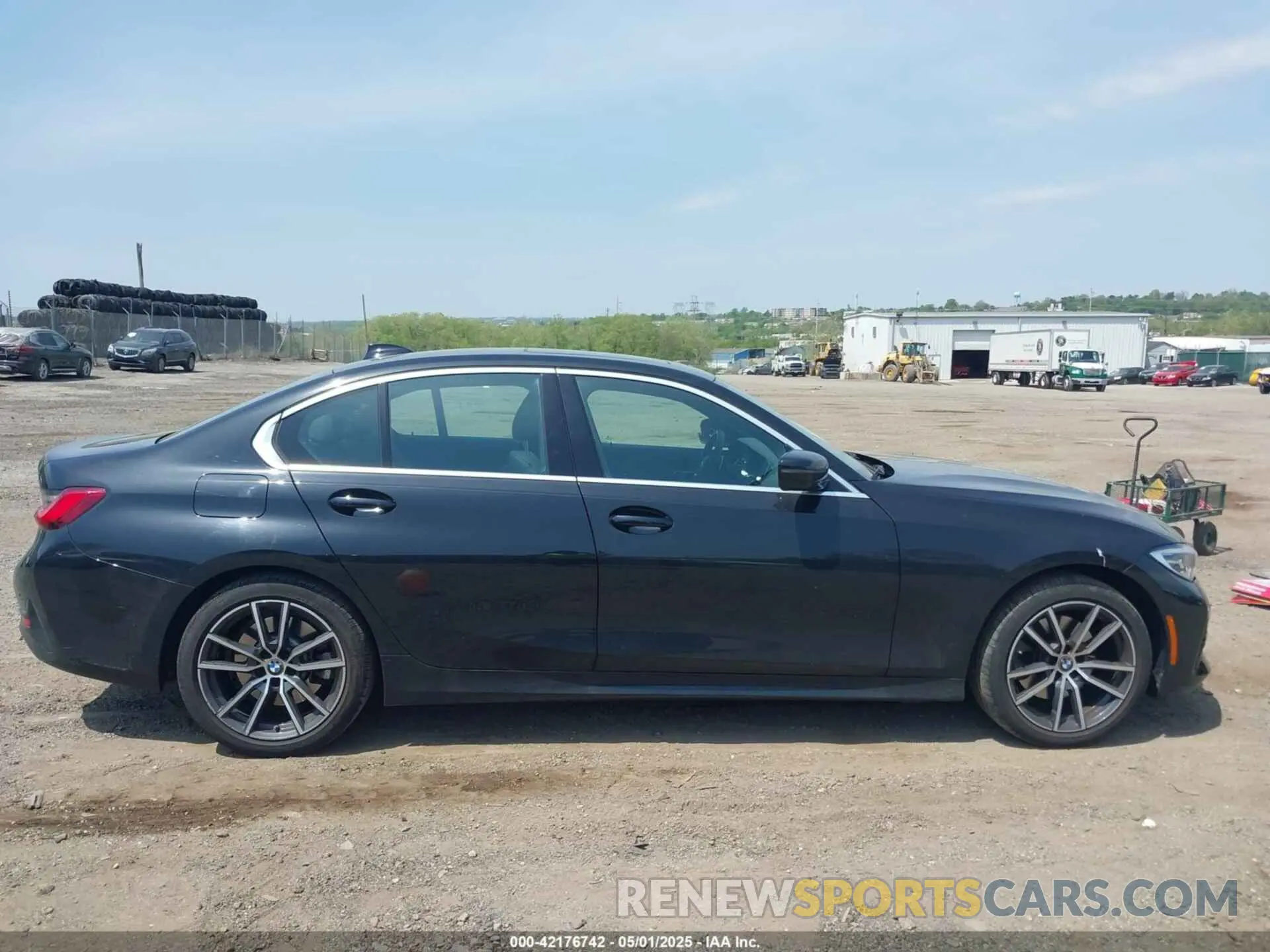 12 Photograph of a damaged car 3MW5R7J00L8B14297 BMW 330I 2020