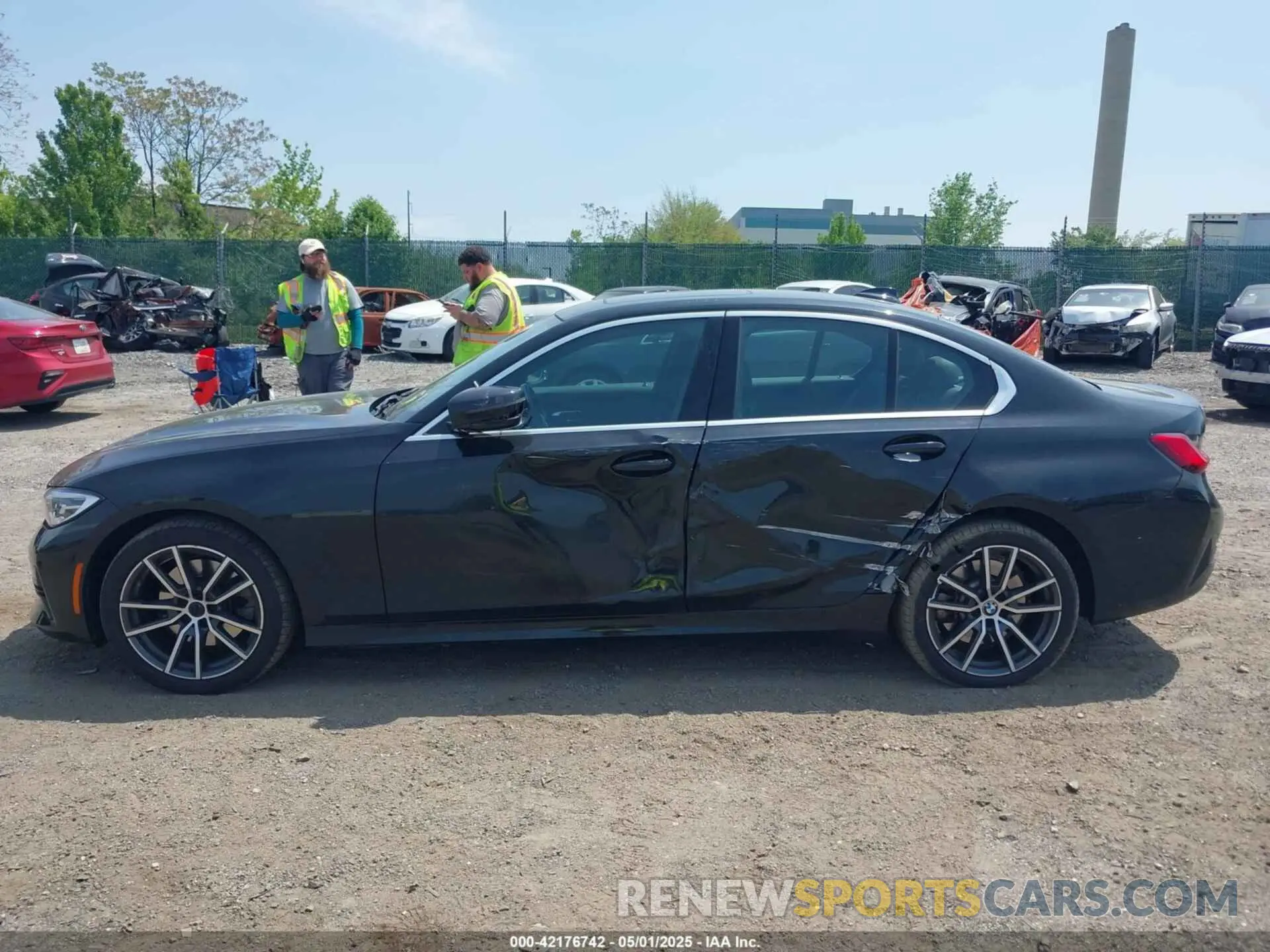13 Photograph of a damaged car 3MW5R7J00L8B14297 BMW 330I 2020